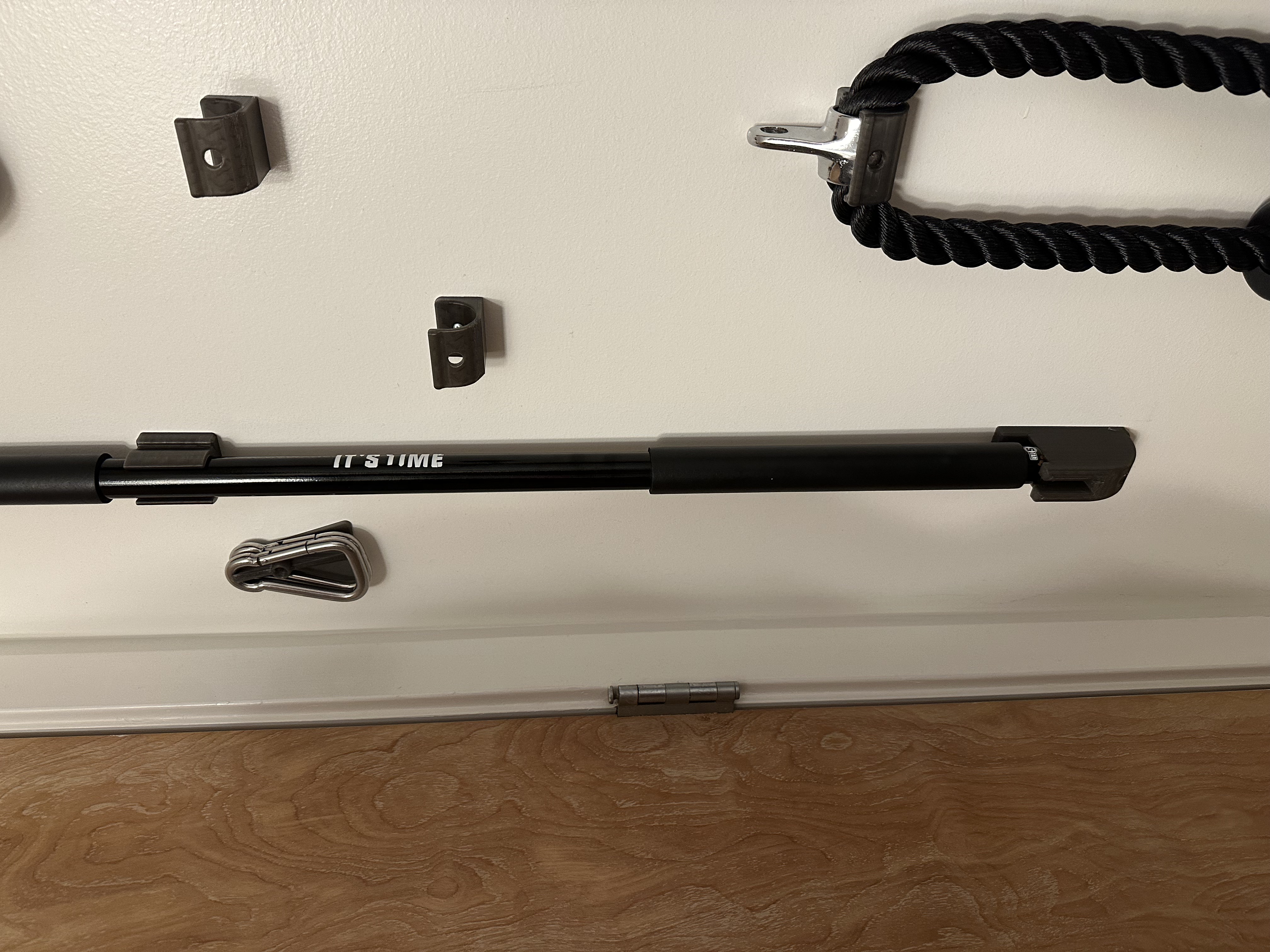 Innstar Workout Bar Wall Mount