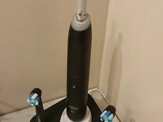 OralB IO Series 5 Stand