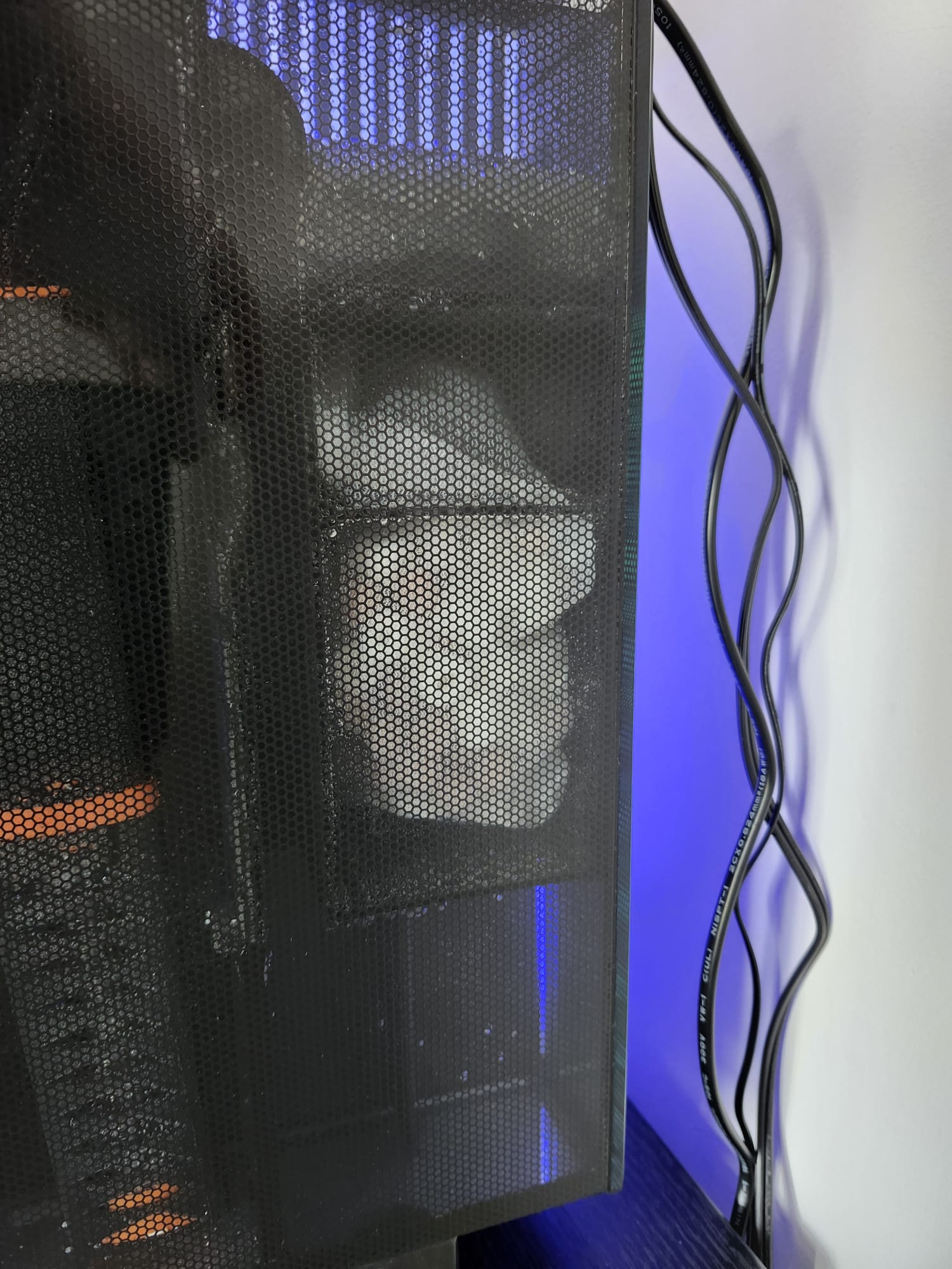 Fluval filter basket with 4 chambers
