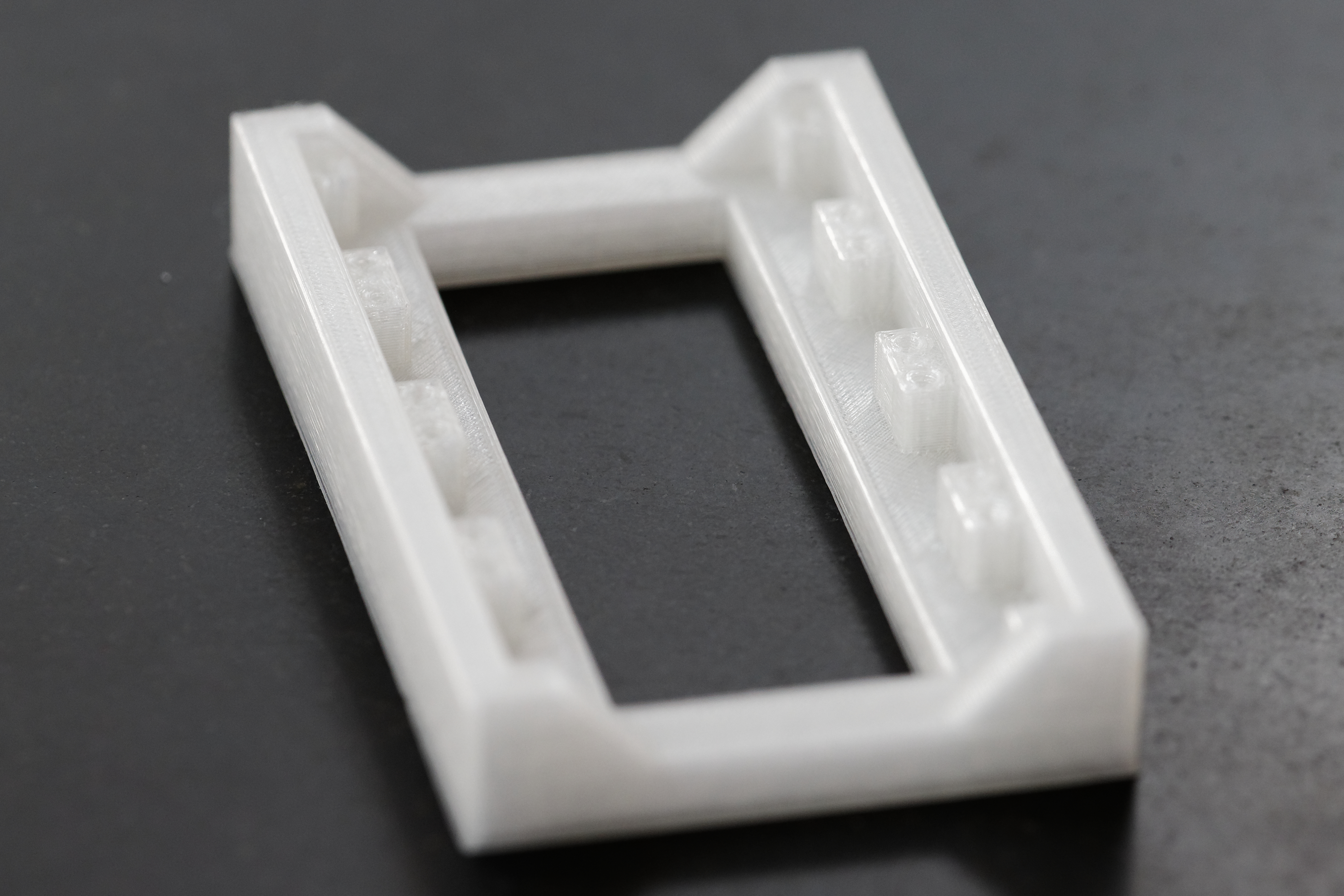 Miniatura 4 do modelo 3D FeatherWing Quad Mini bumper