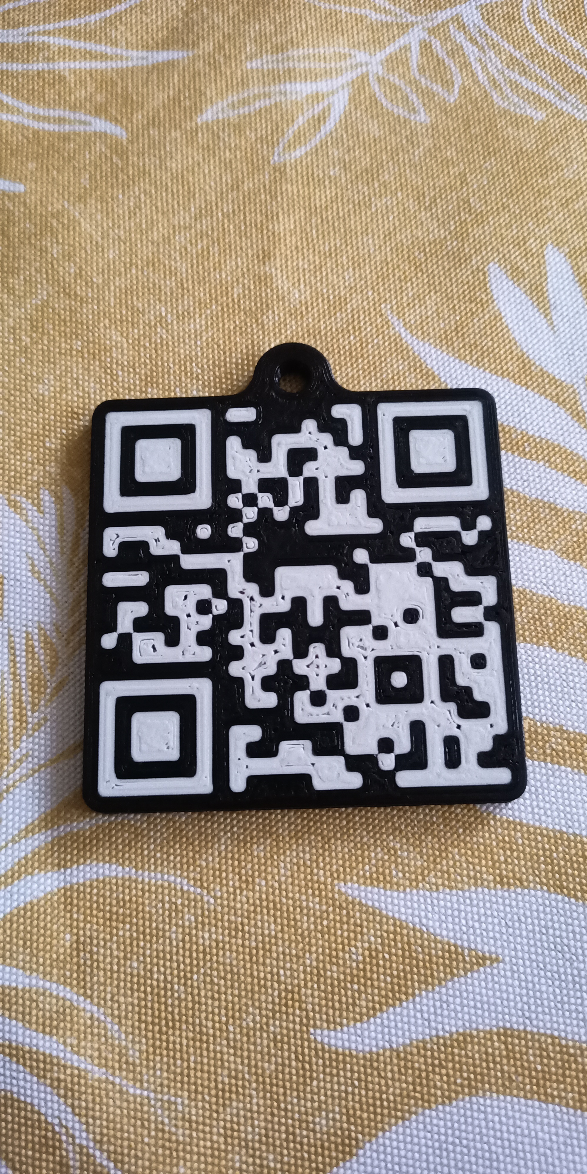 QR code keychain 50x50x3mm  Průša E-SHOP + PrusaPrinters
