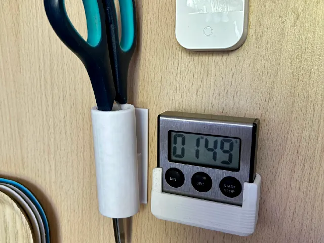 Scissor Holder - wall mounted (remix for command strips)
