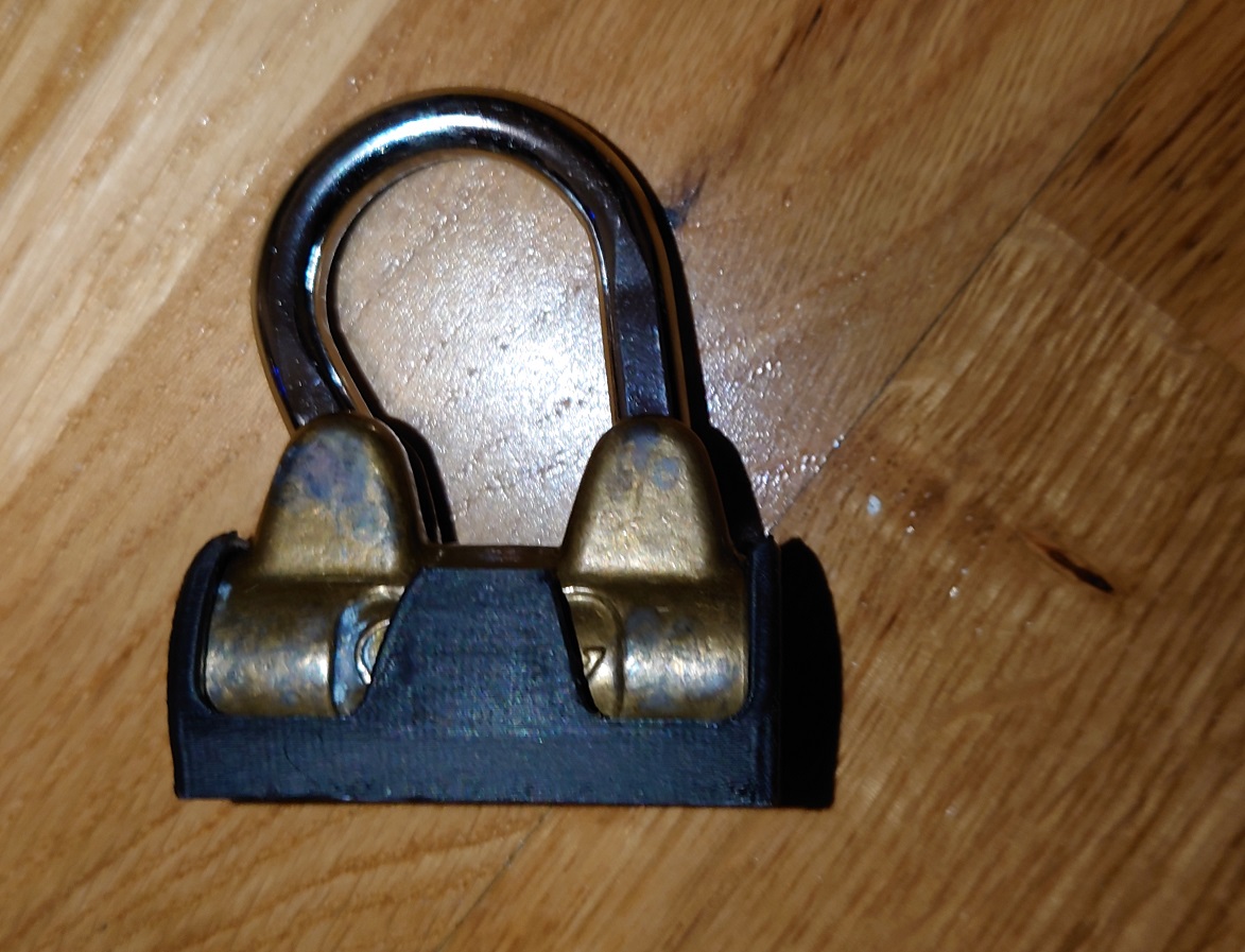 Weather shield for Abloy 3020 padlock