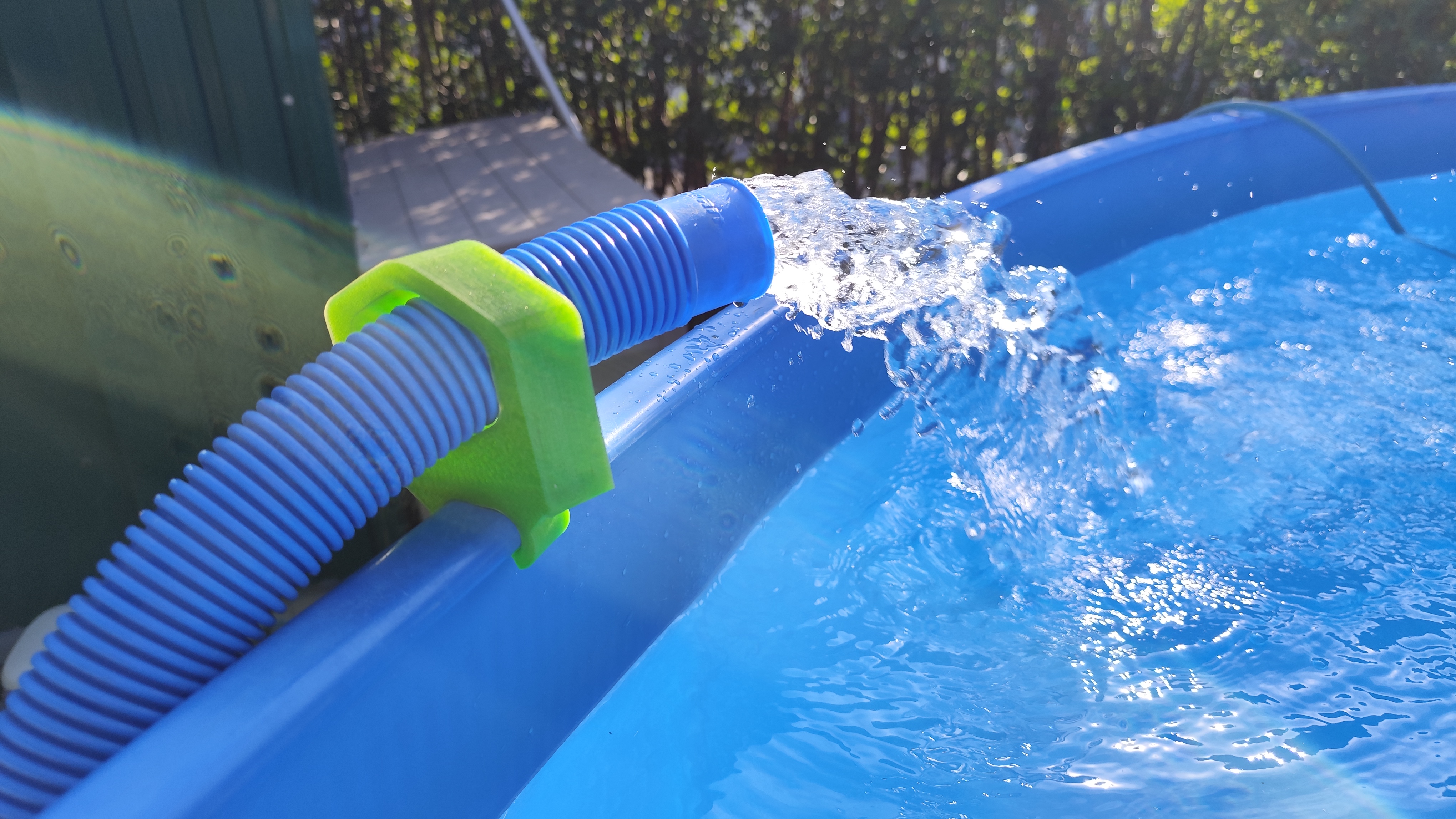 Pool Water Fountain Clip