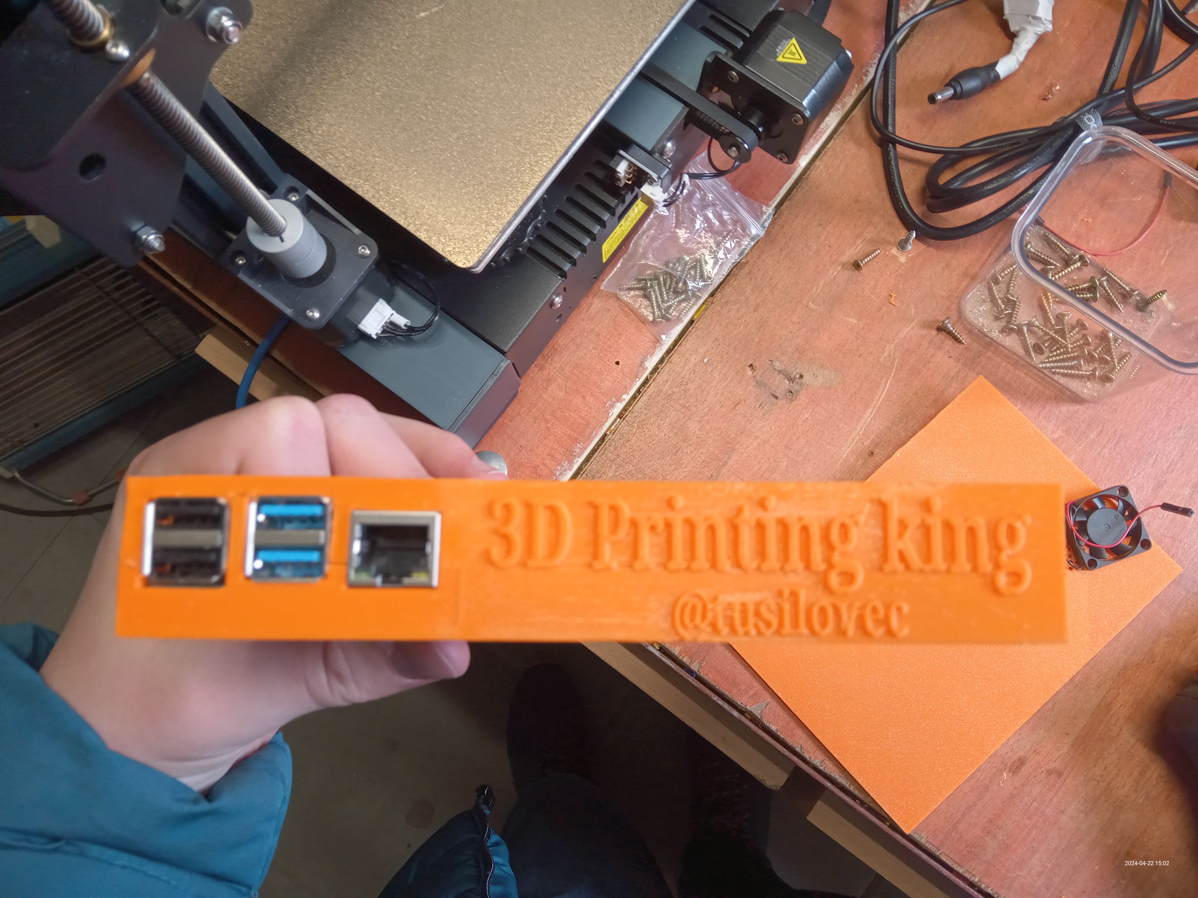 Krabička pro RPI4B a 2ks 2kanálové relé ! Case for RPI4B and two channel reley.