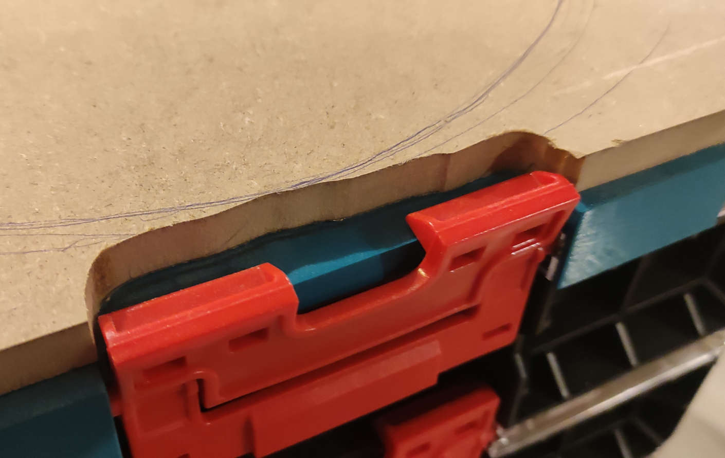 Qbrick adapter / connector