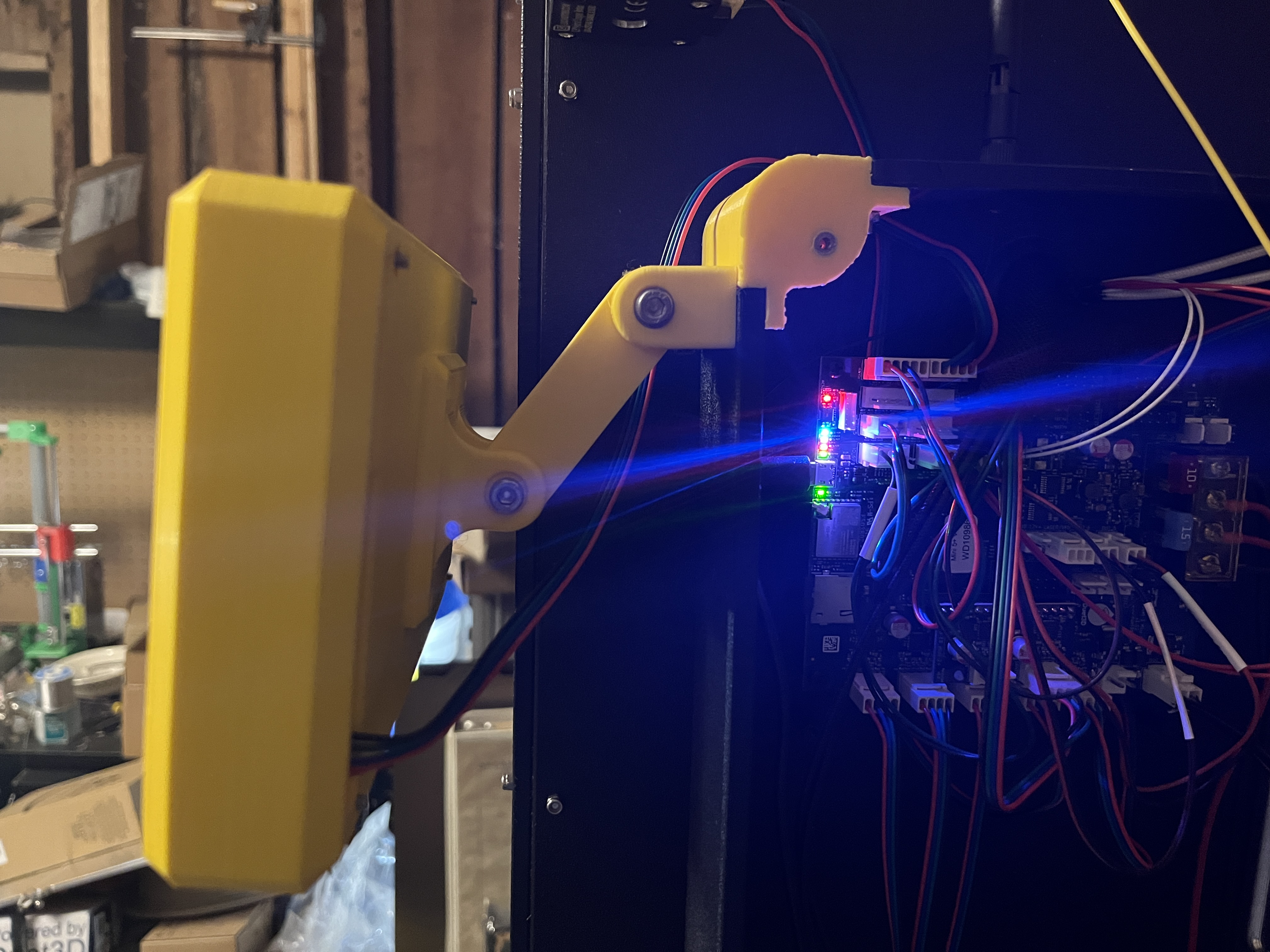 RailCore Ebox mount for Lumberjack Engineering PanelDue case