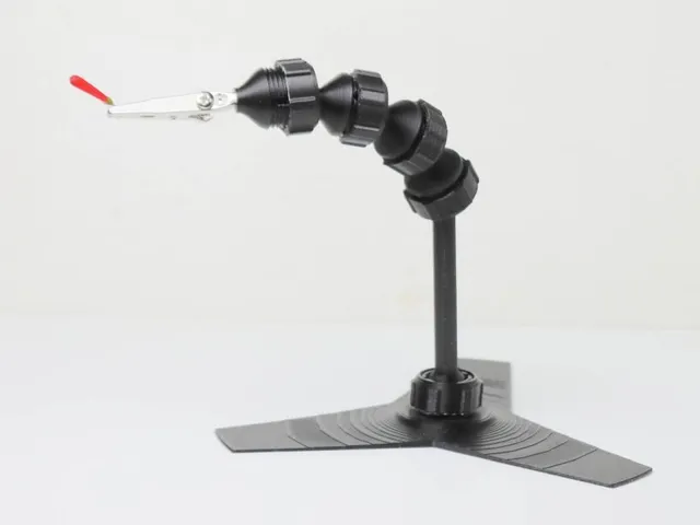 Specimen/subject holder for macro photography