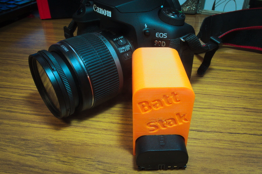 StakBatt battery holder