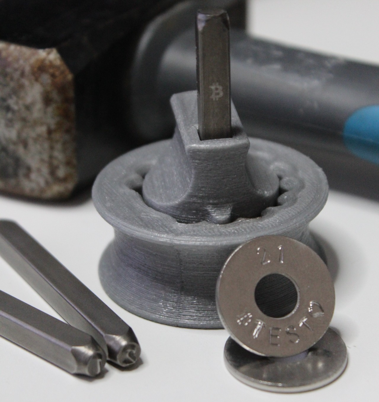 Parametric Washer Stamping Jig by duckstape Download free STL model