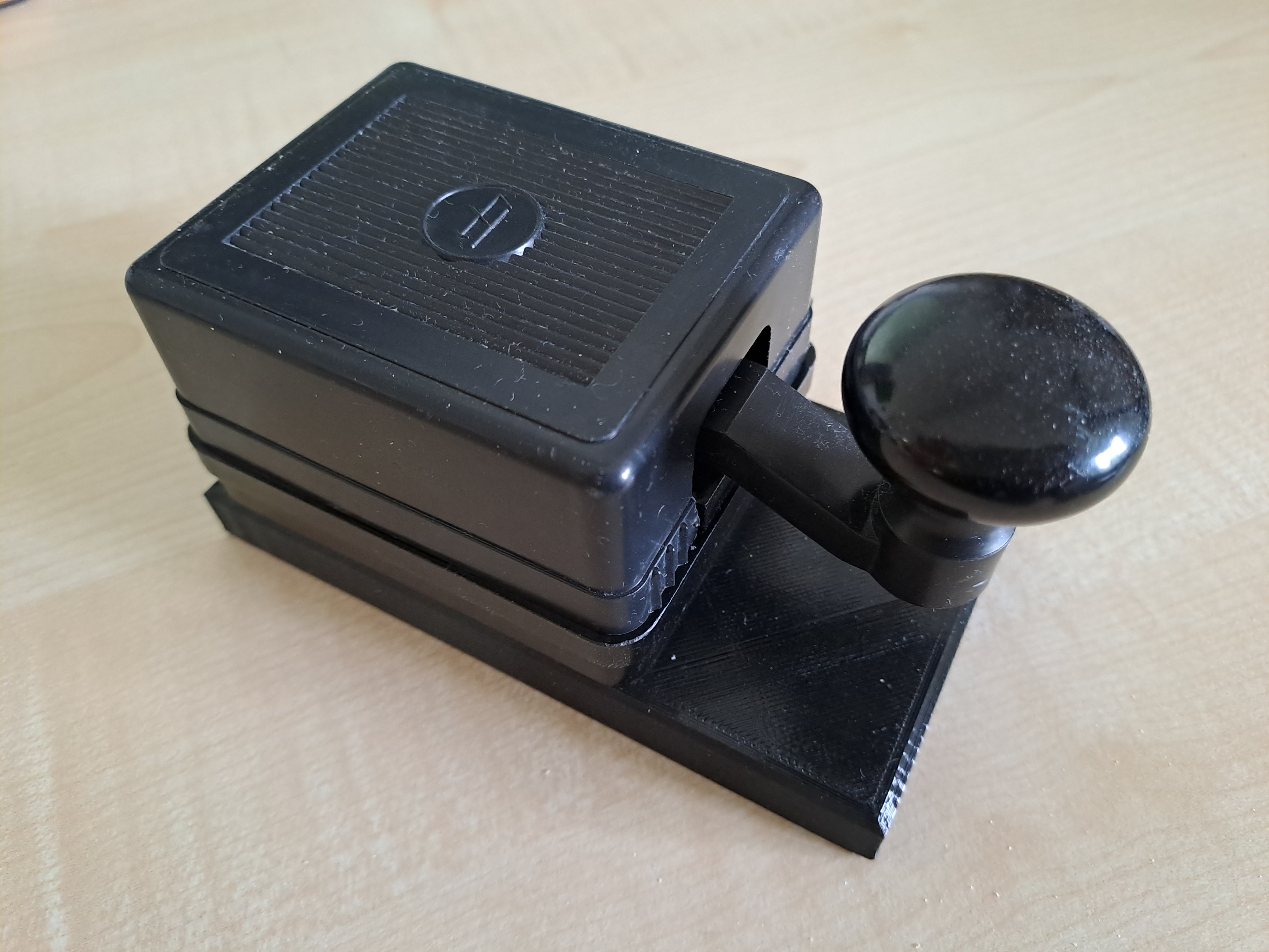 Base for TK morse key