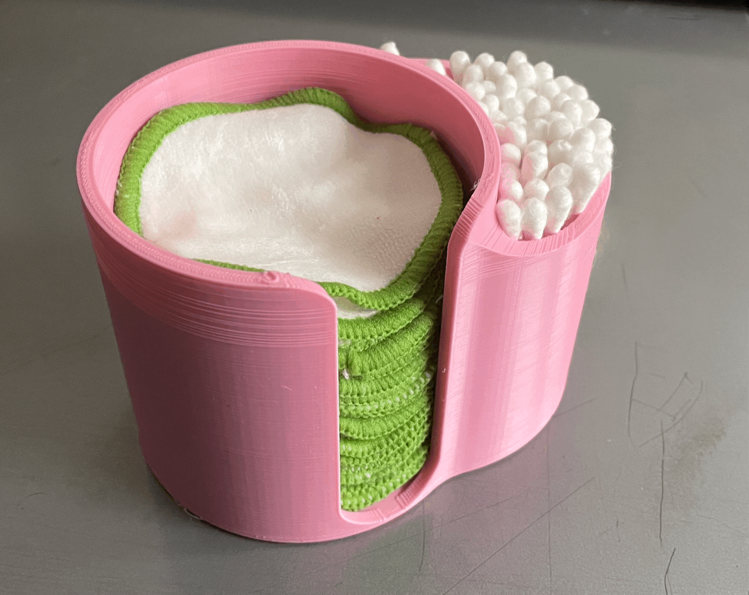 Reusable Makeup Pad Holder 3D model thumbnail