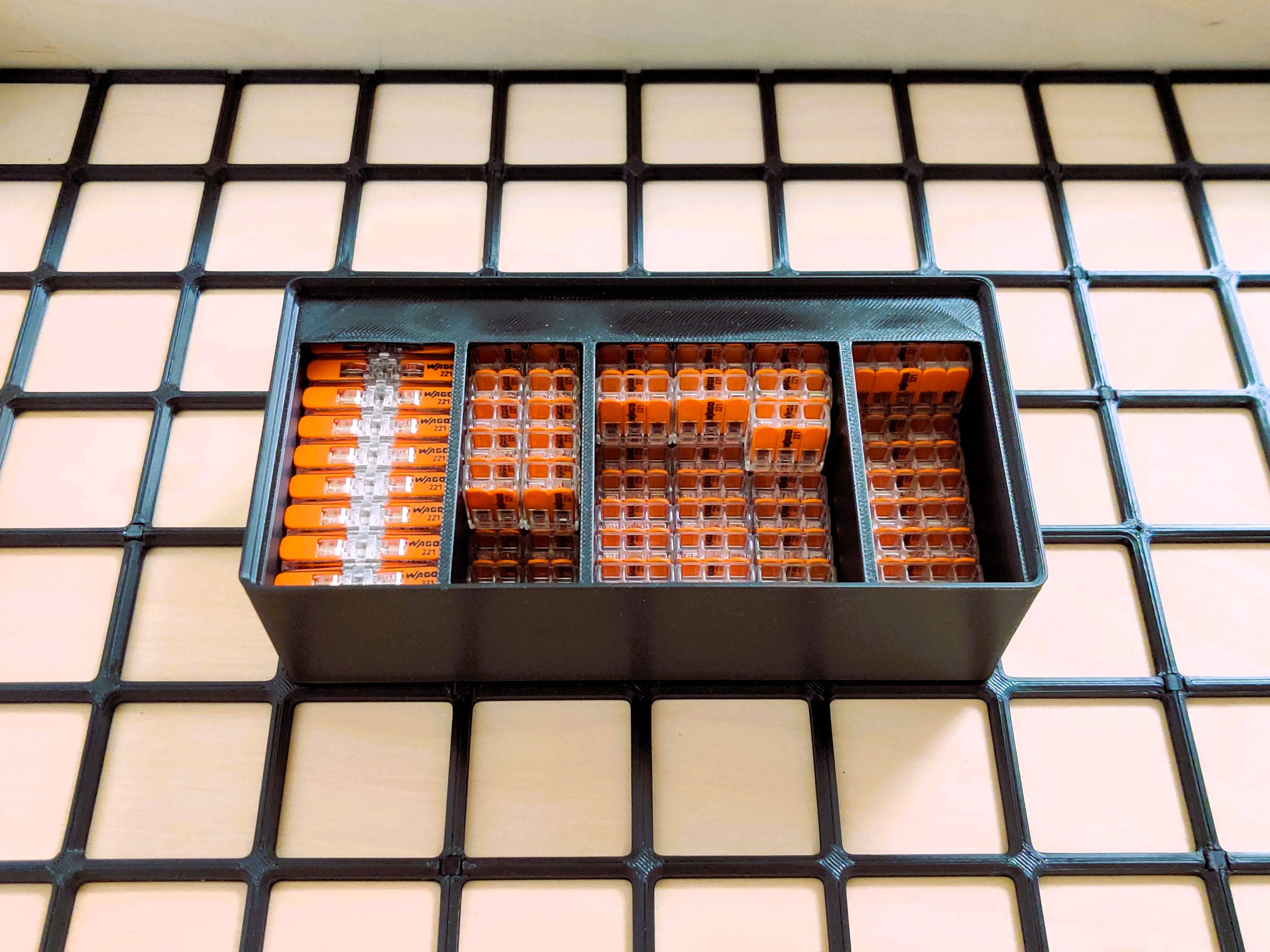Gridfinity Wago Clamp Box