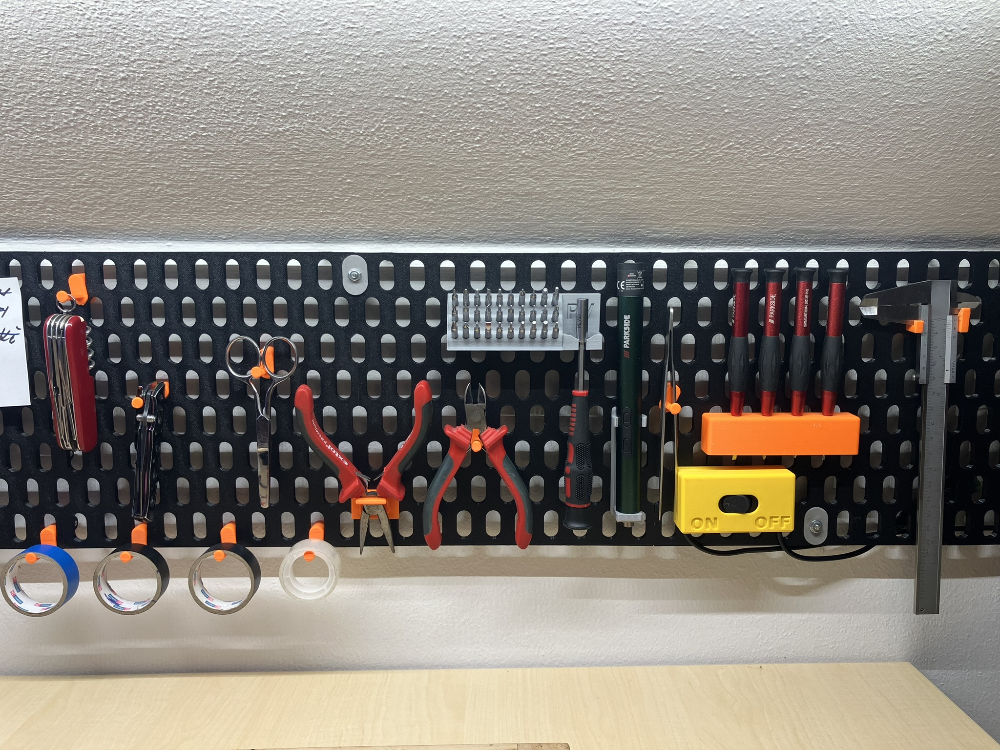 wall organiser