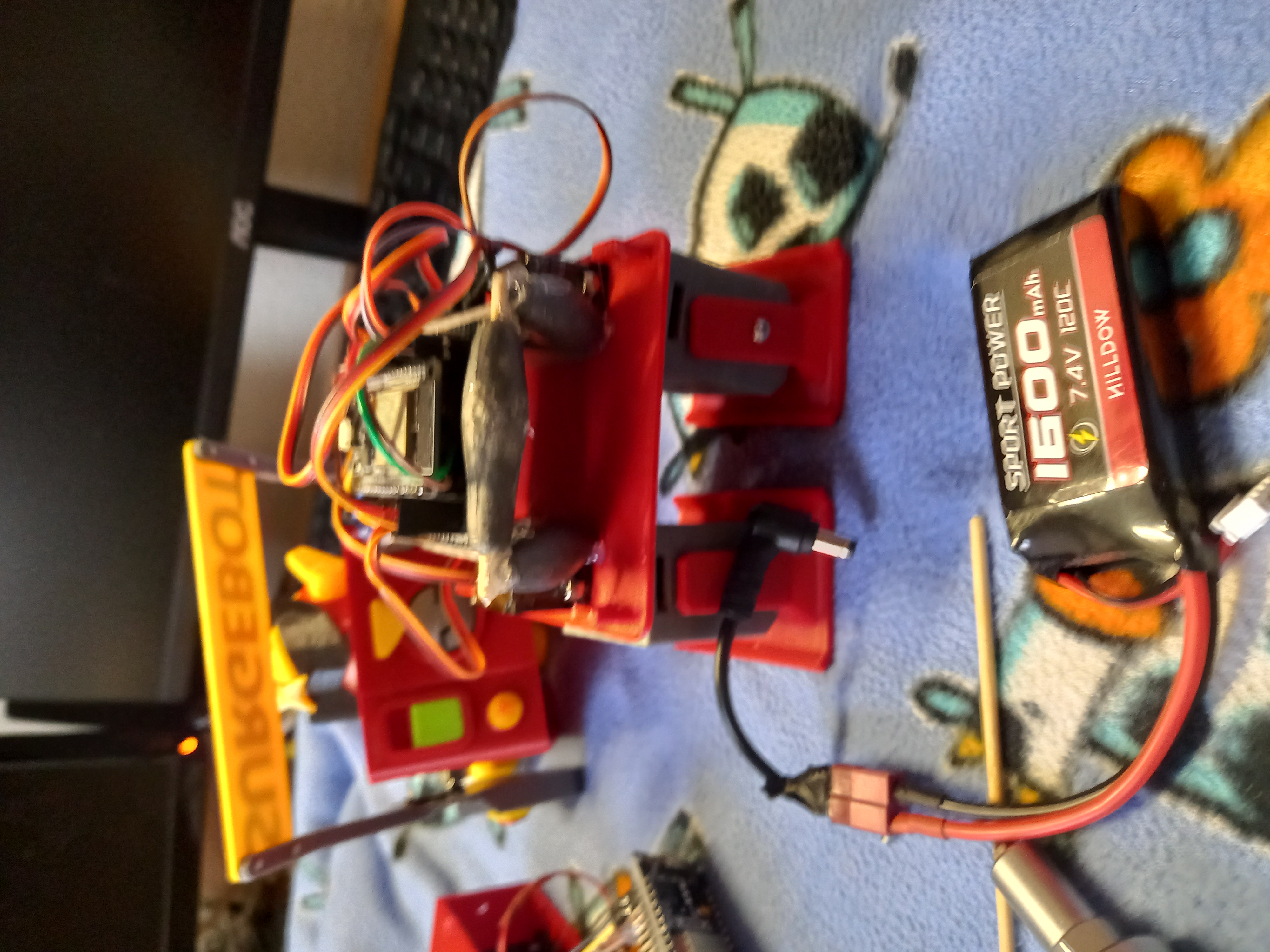 Miniatura 3 do modelo 3D Surgebot