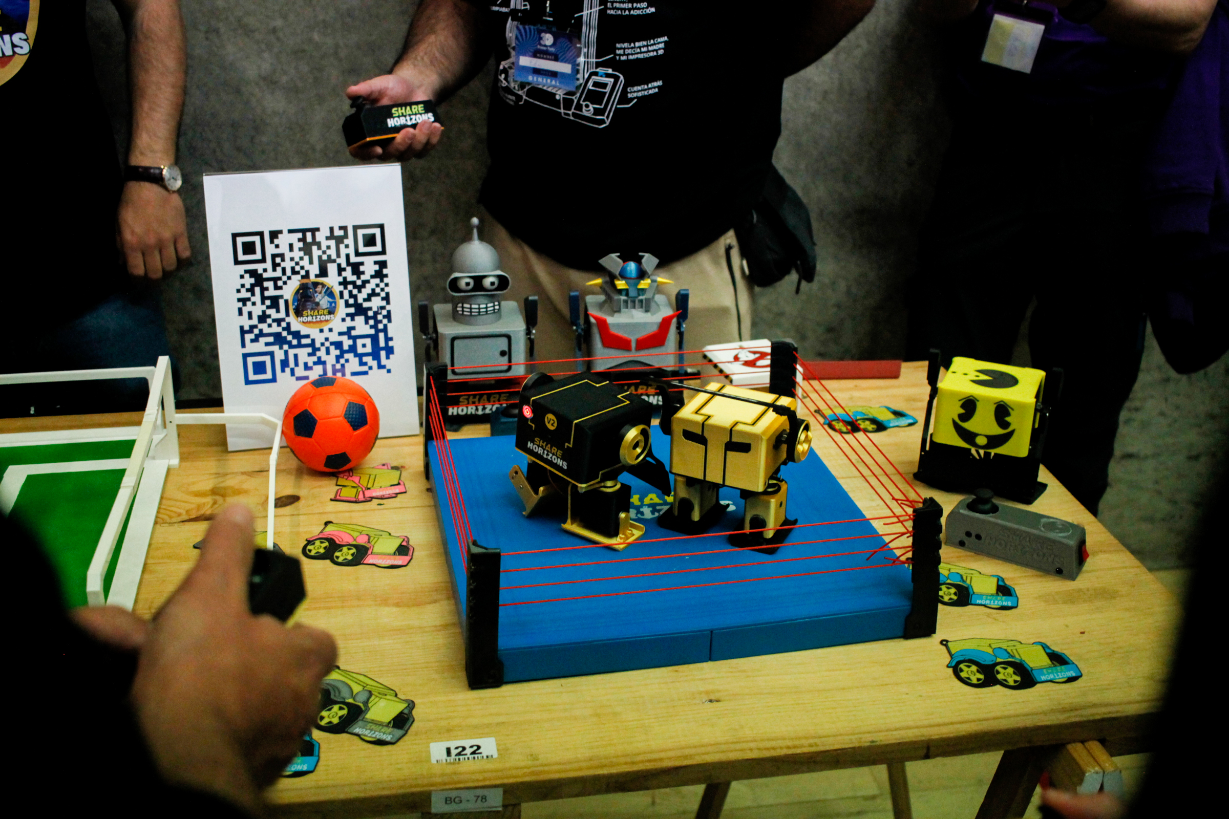 Miniatura 12 do modelo 3D Surgebot