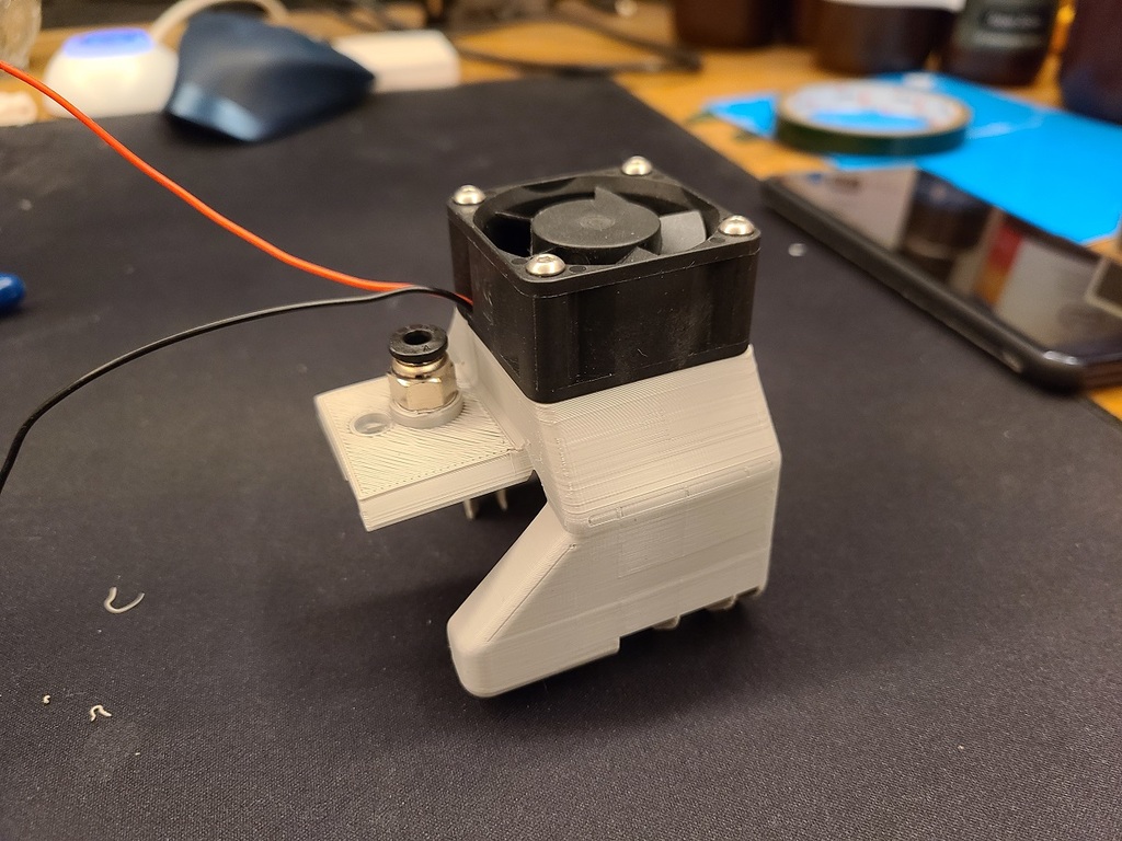 Prusa mk3s+ Extruder Cooling + fscover with M10 pneumatik mount for ...