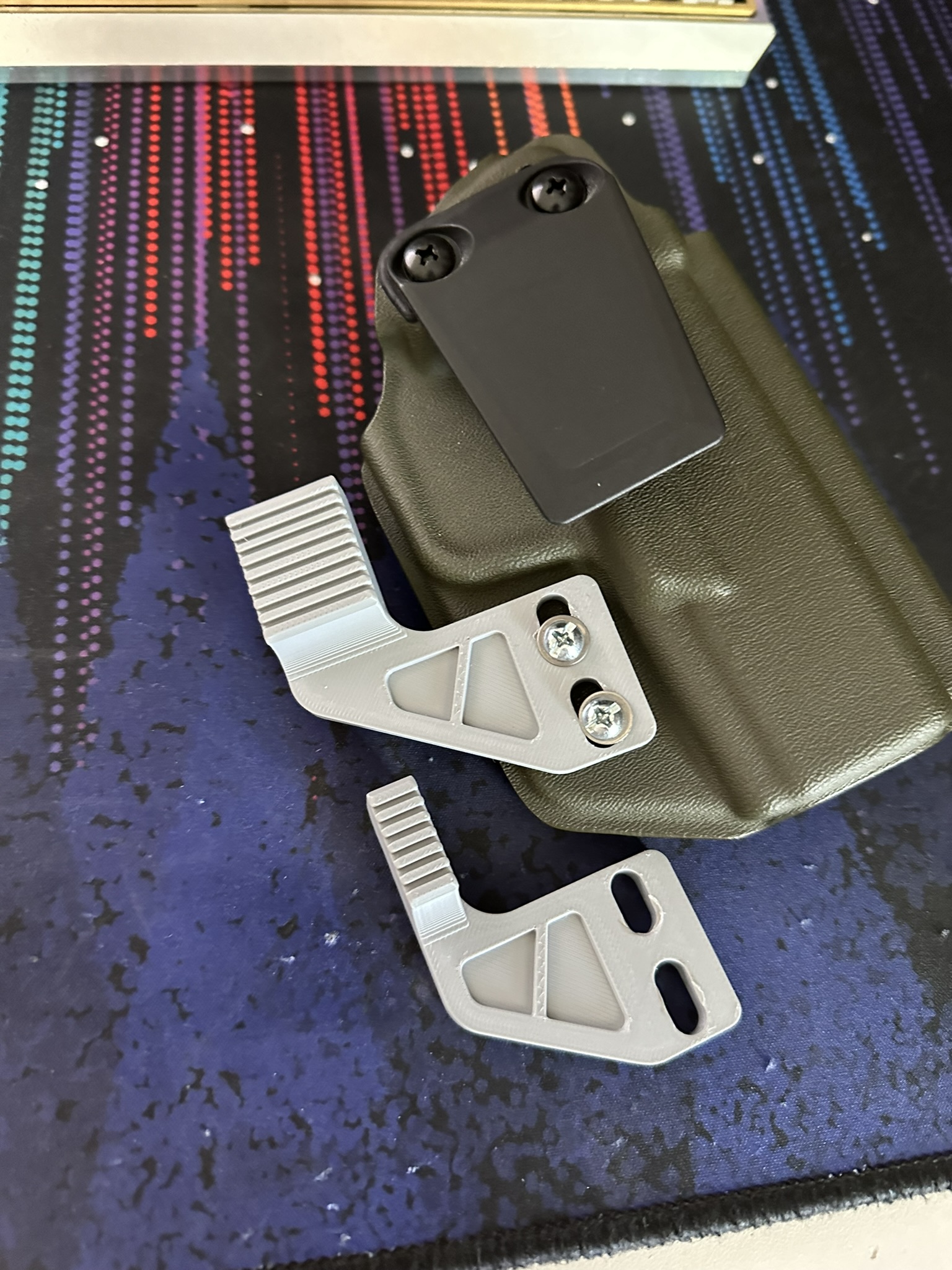 Holster Claw