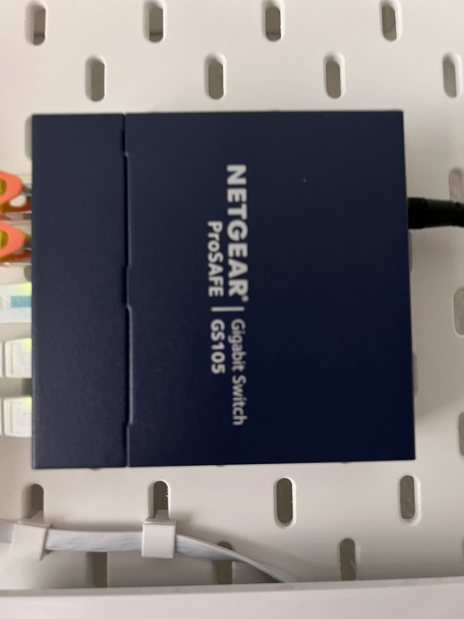 Ikea Skadis Netgear 5 Port Switch Mount by Leon | Download free STL ...