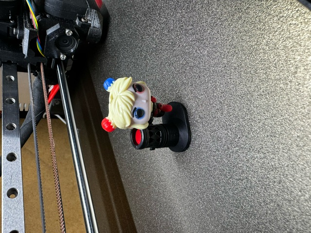 Kinder Joy DC Funko - Harley Quinn Stand