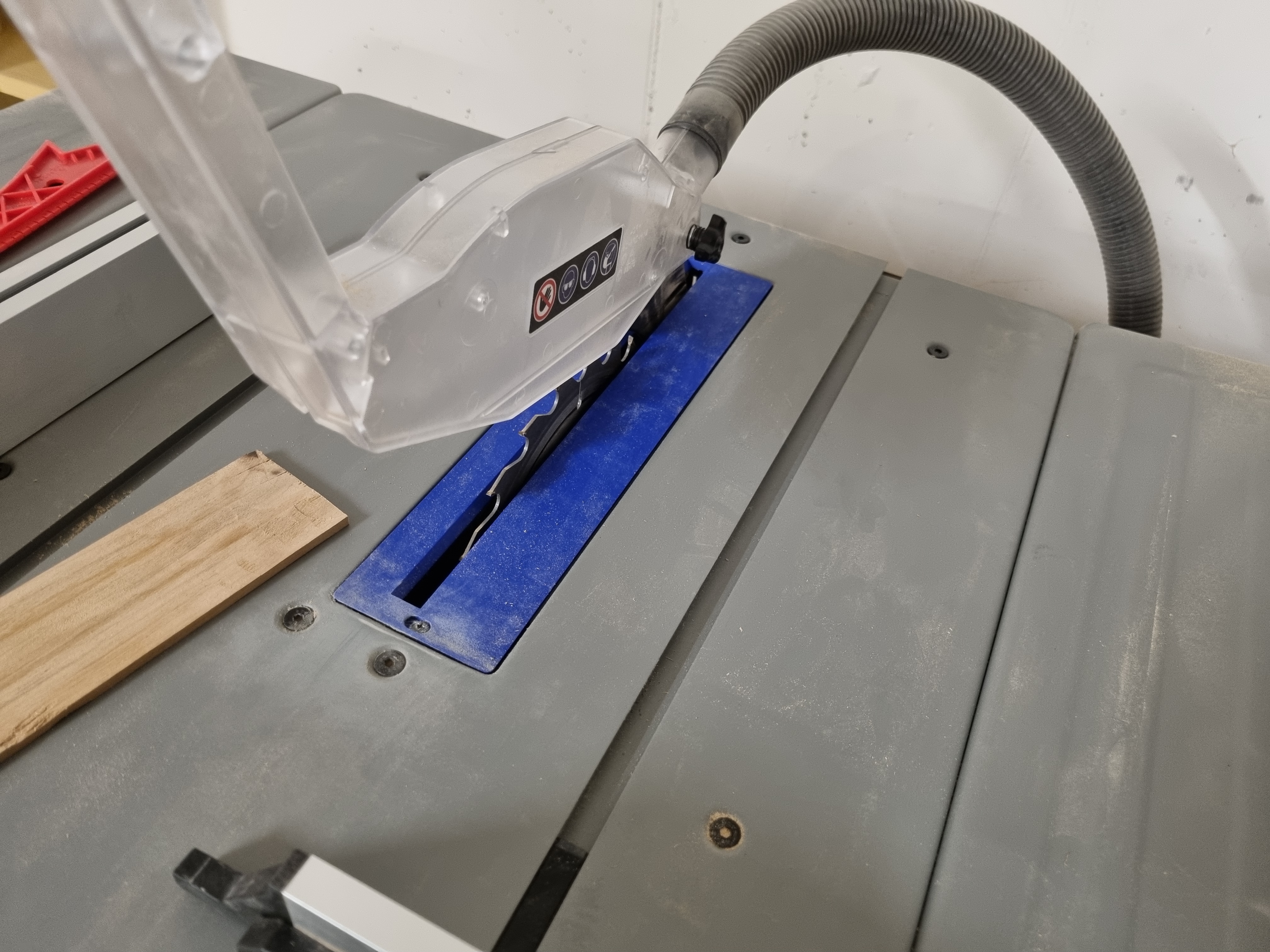 Table insert Scheppach hs100s table saw