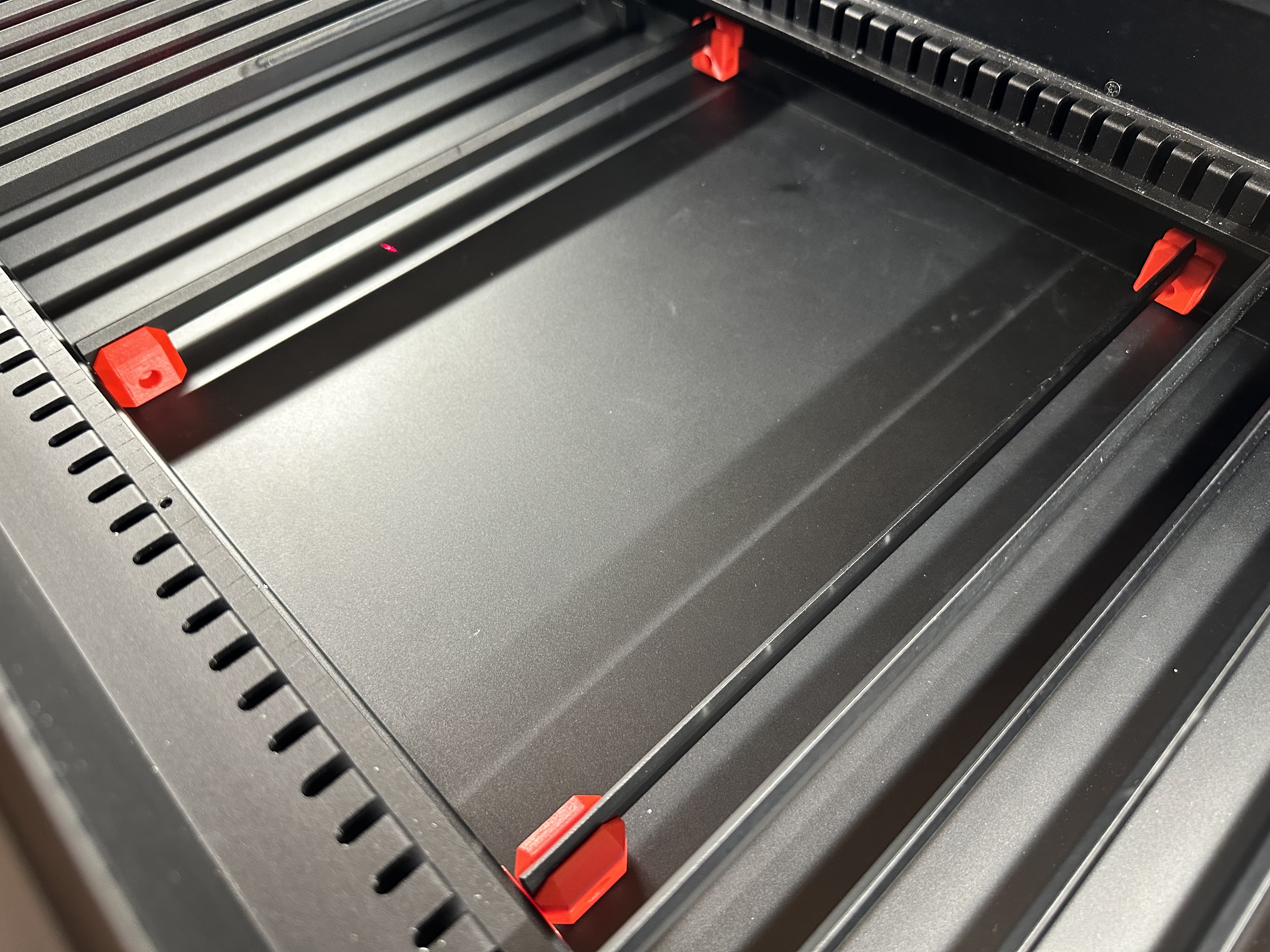 xTool P2 Riser Baseplate Slat Riser (Manual Passthrough) par GizmoGoody ...