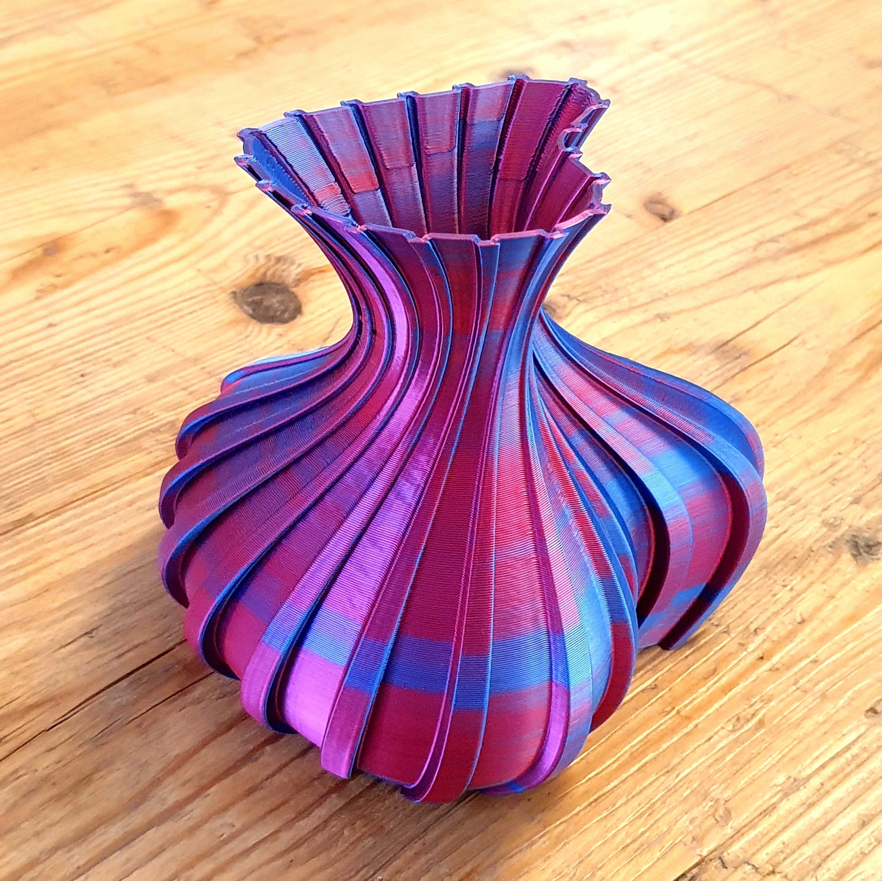 Striped Vase >006<