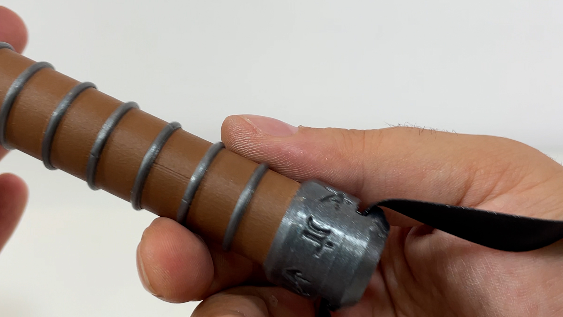 Miniatura 4 do modelo 3D Mini Thor Hammer (Mjölnir)