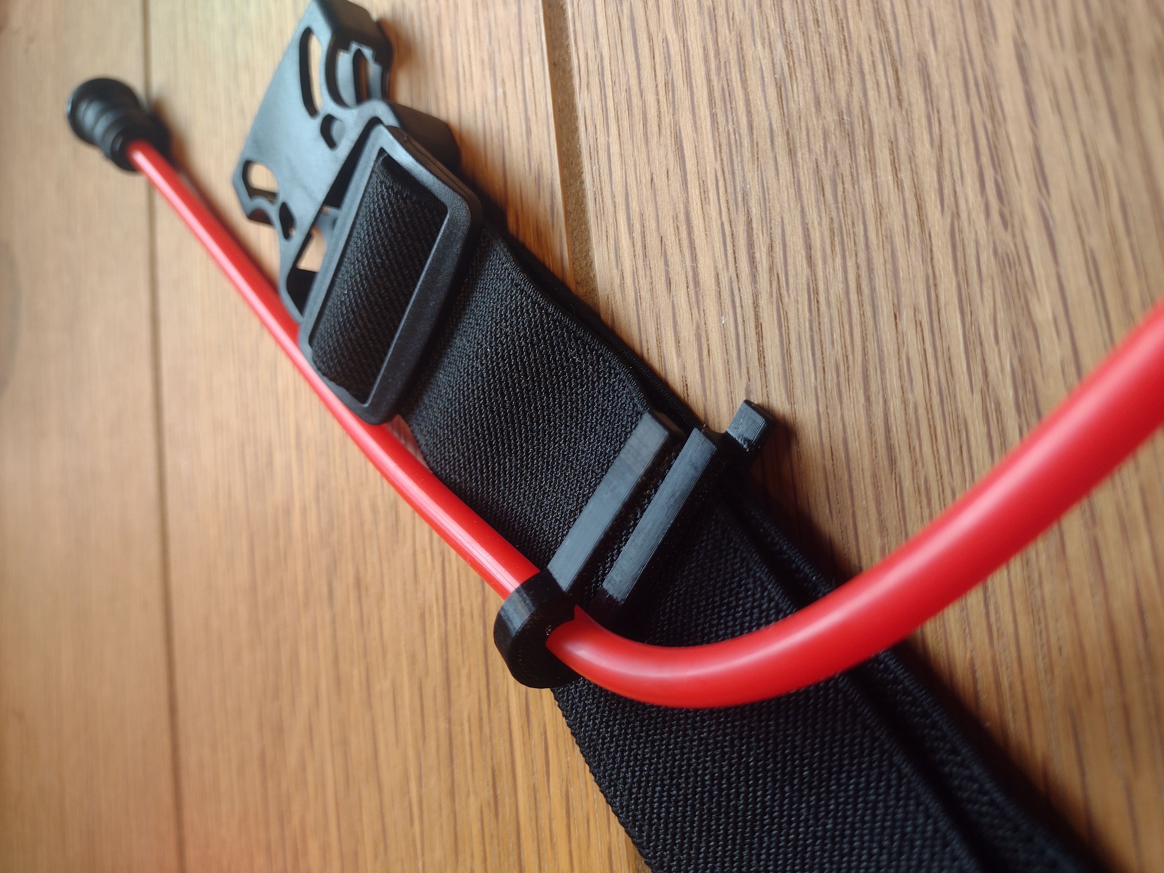 Hydration Pack Tube Holder (6mm)