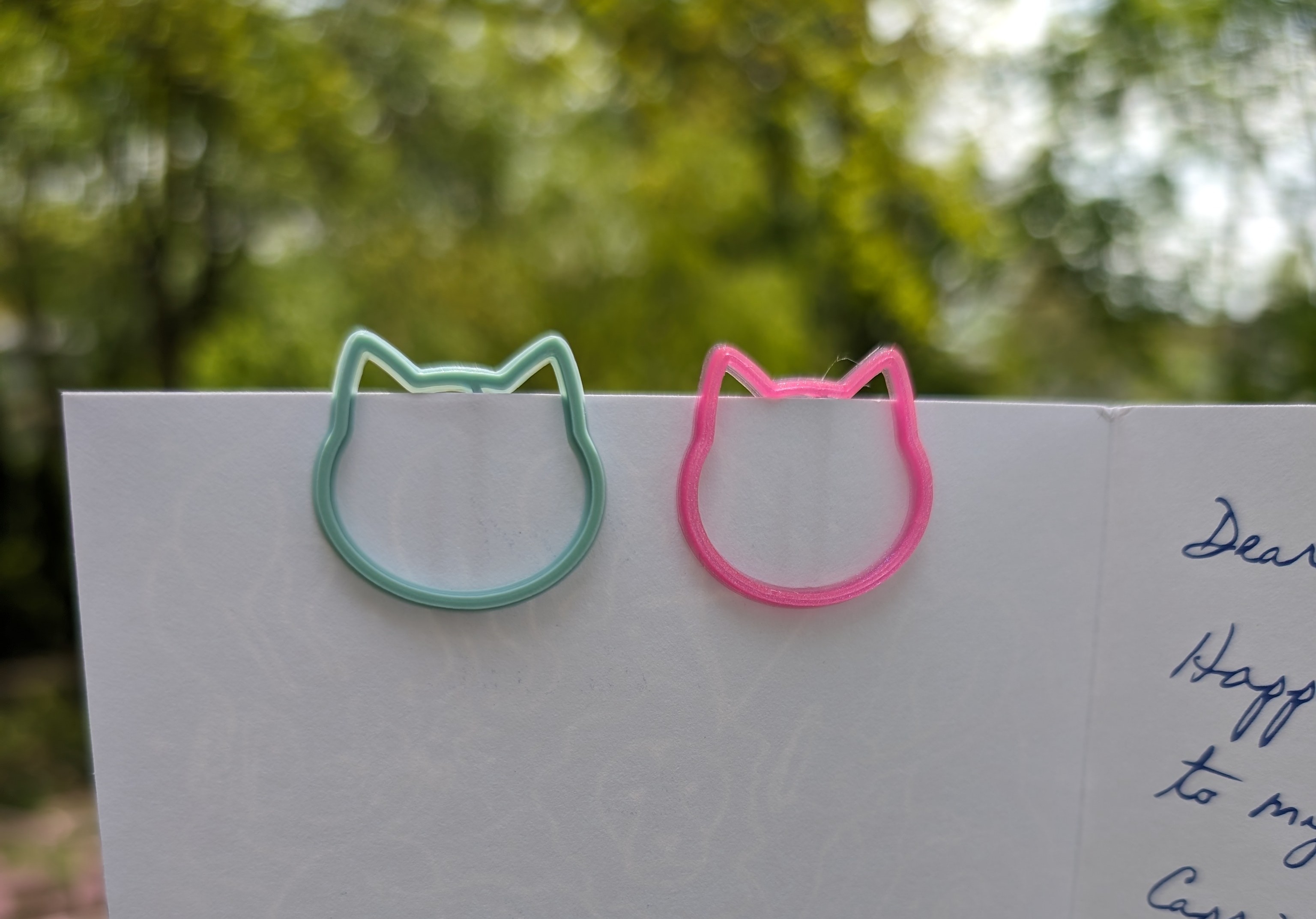 Kitty Clip - A quick 2-minute paperclip bookmark page marker