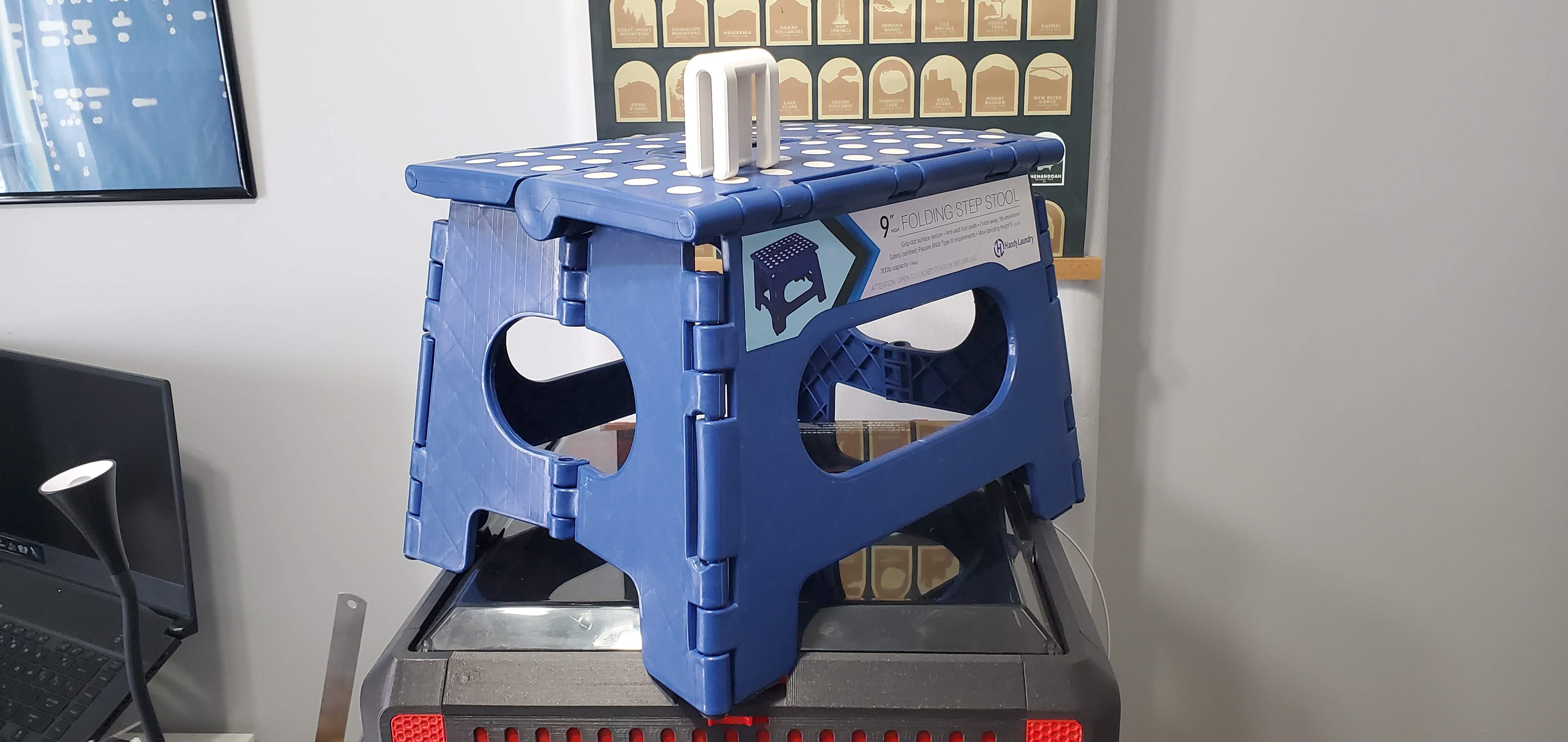 Folding Step Stool Lock — thumbnail 4