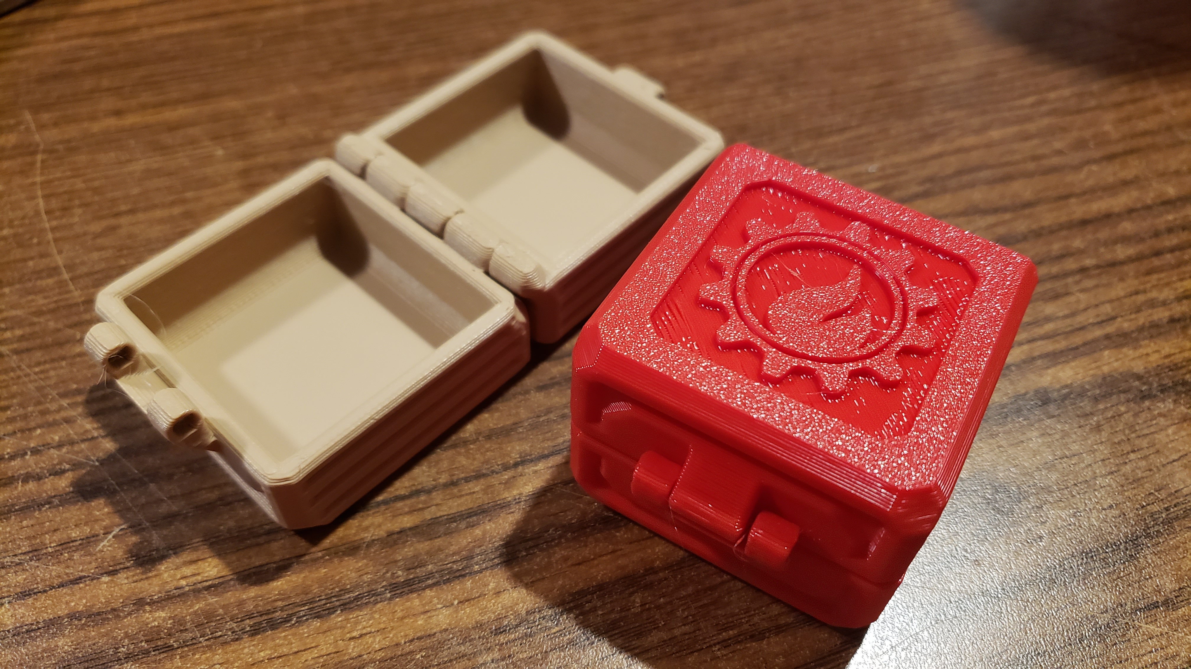 Dimple Hinge Box