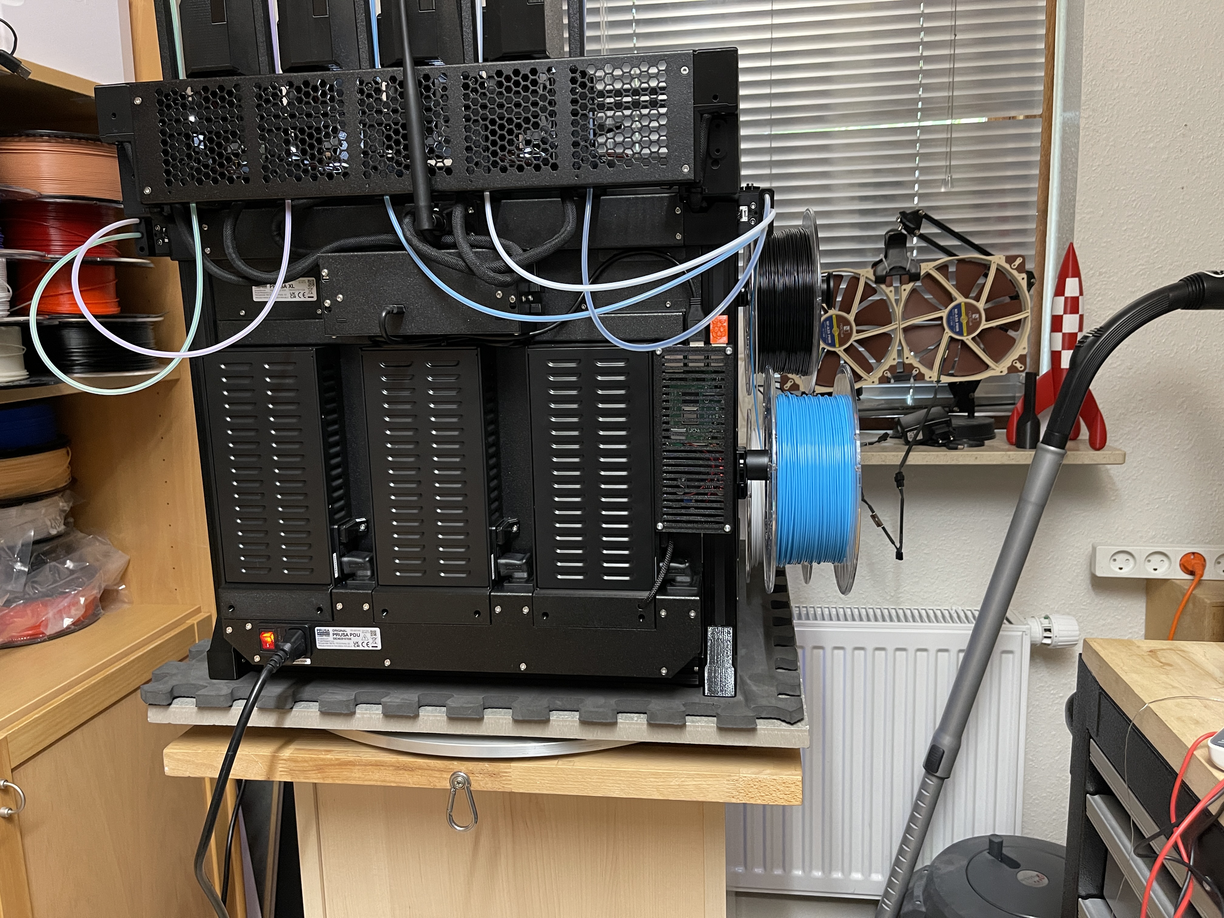 Prusa XL : Raspberry PI Cabinet with DC Converter