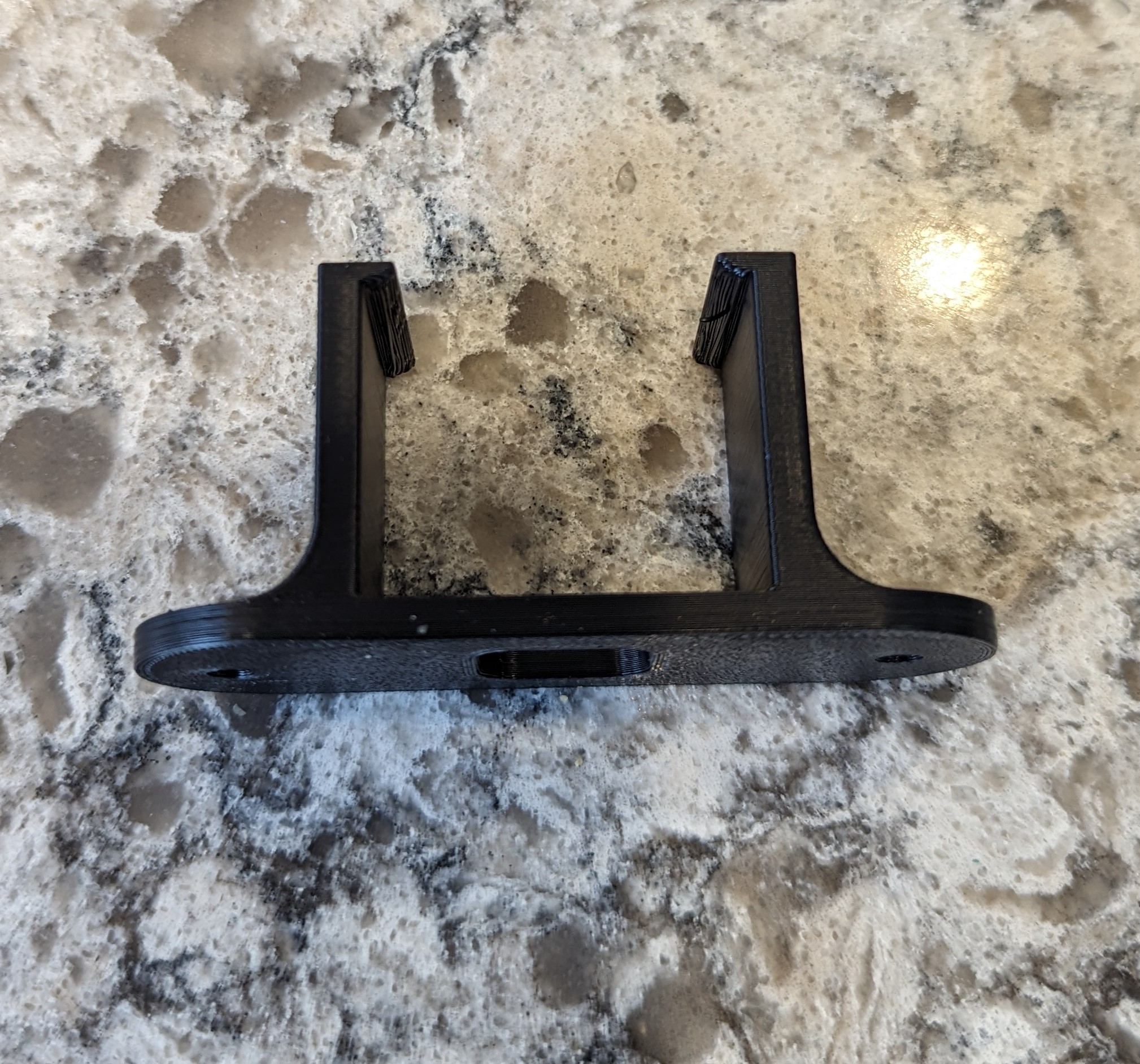 Tripplite server power strip clips