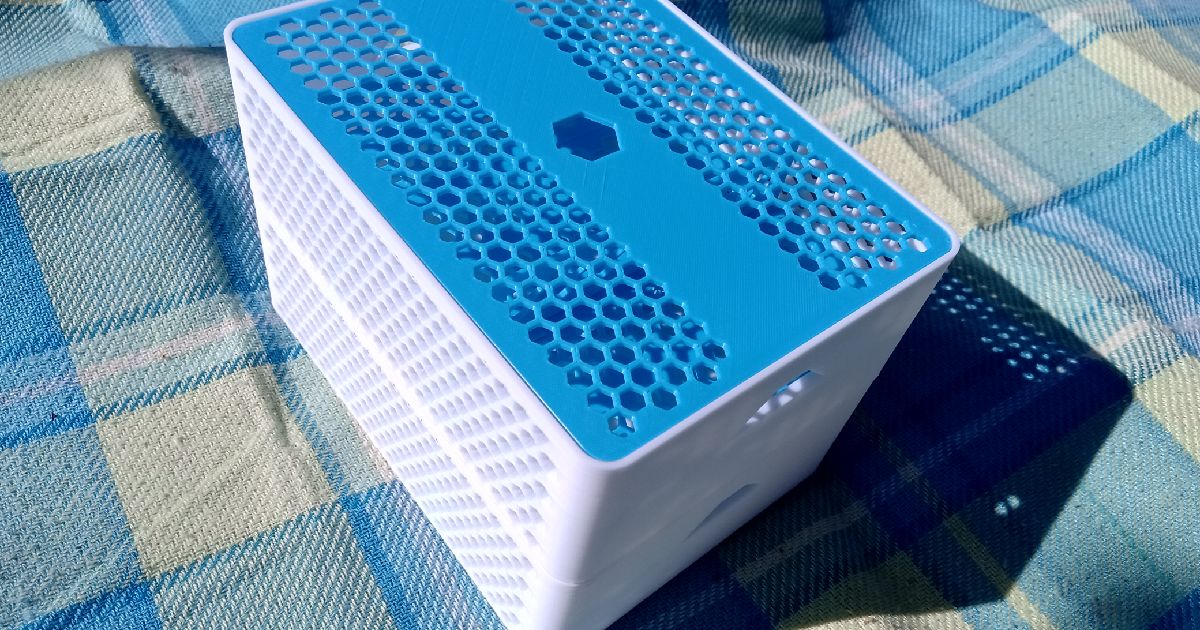 Stackable Box with Inlay and Lid (200x150x70mm) by possebaer | Download ...