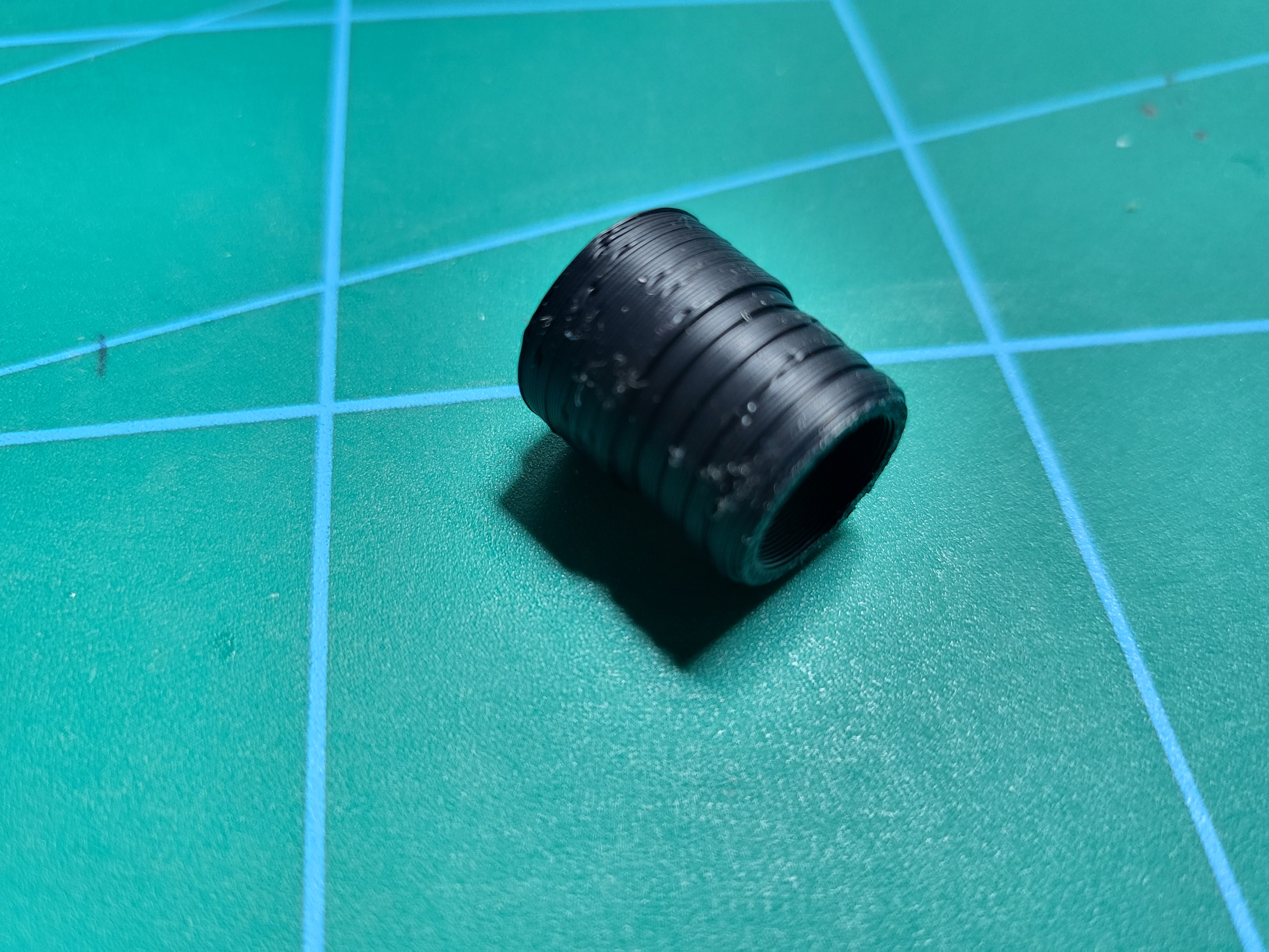 Suzuki Outboard exhaust insert