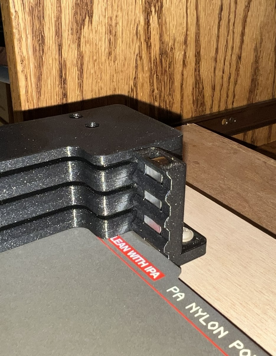 Magnetic Holder for Expandable Steel Sheet Holder (MK4, MK3, Mini, etc. with 10mm spacing) 3D model thumbnail