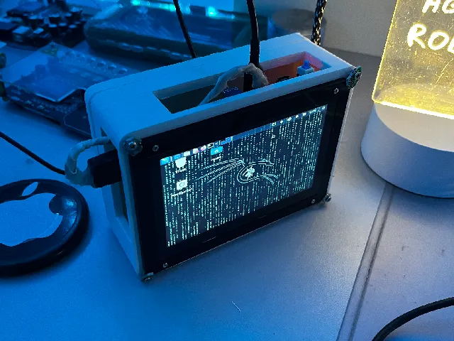 Raspberry Pi 4, 5 inch display case v1
