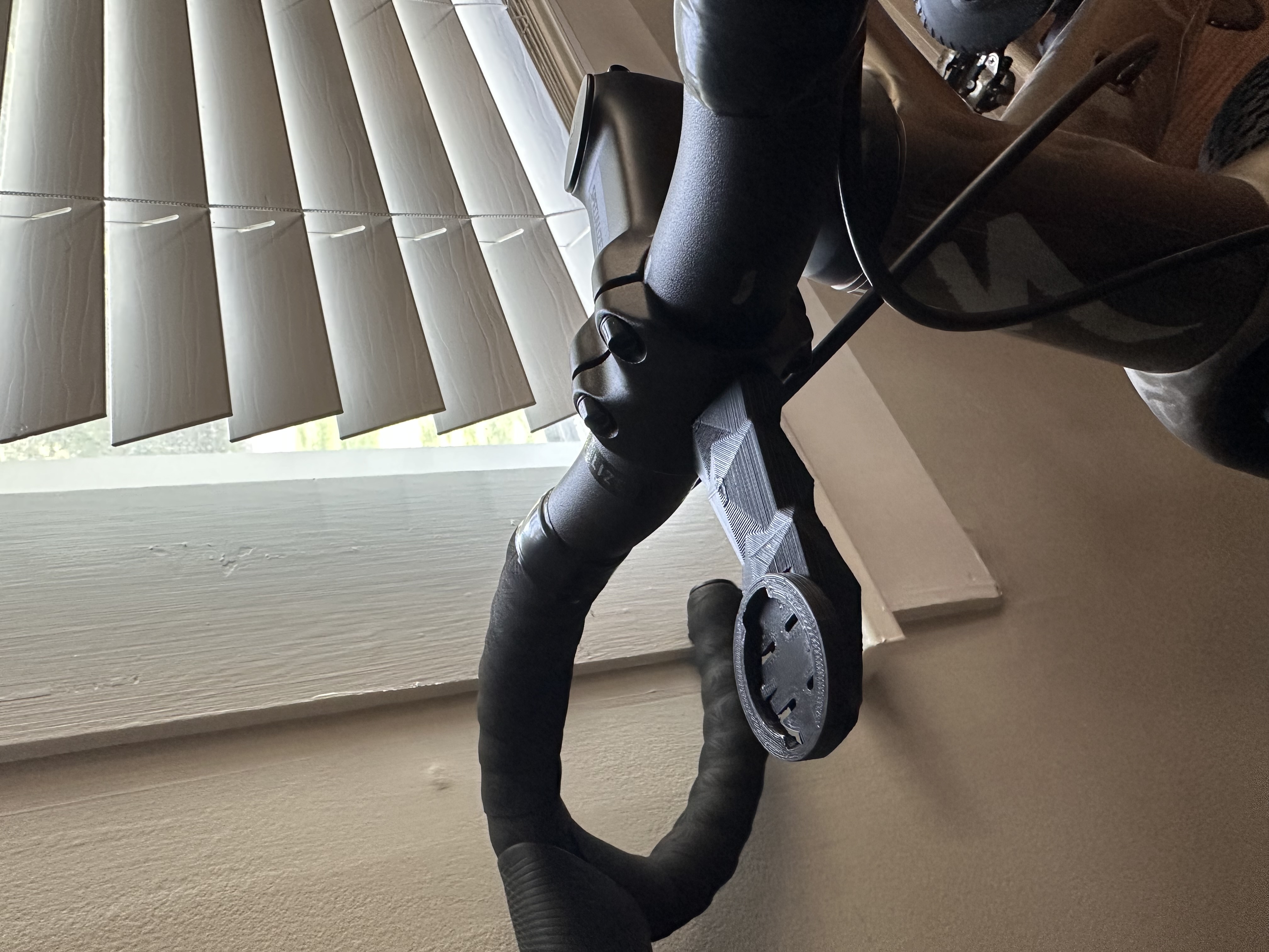 Diamond Shape Specialized road/Gravel Bikes Garmin mount,Single Bolt.