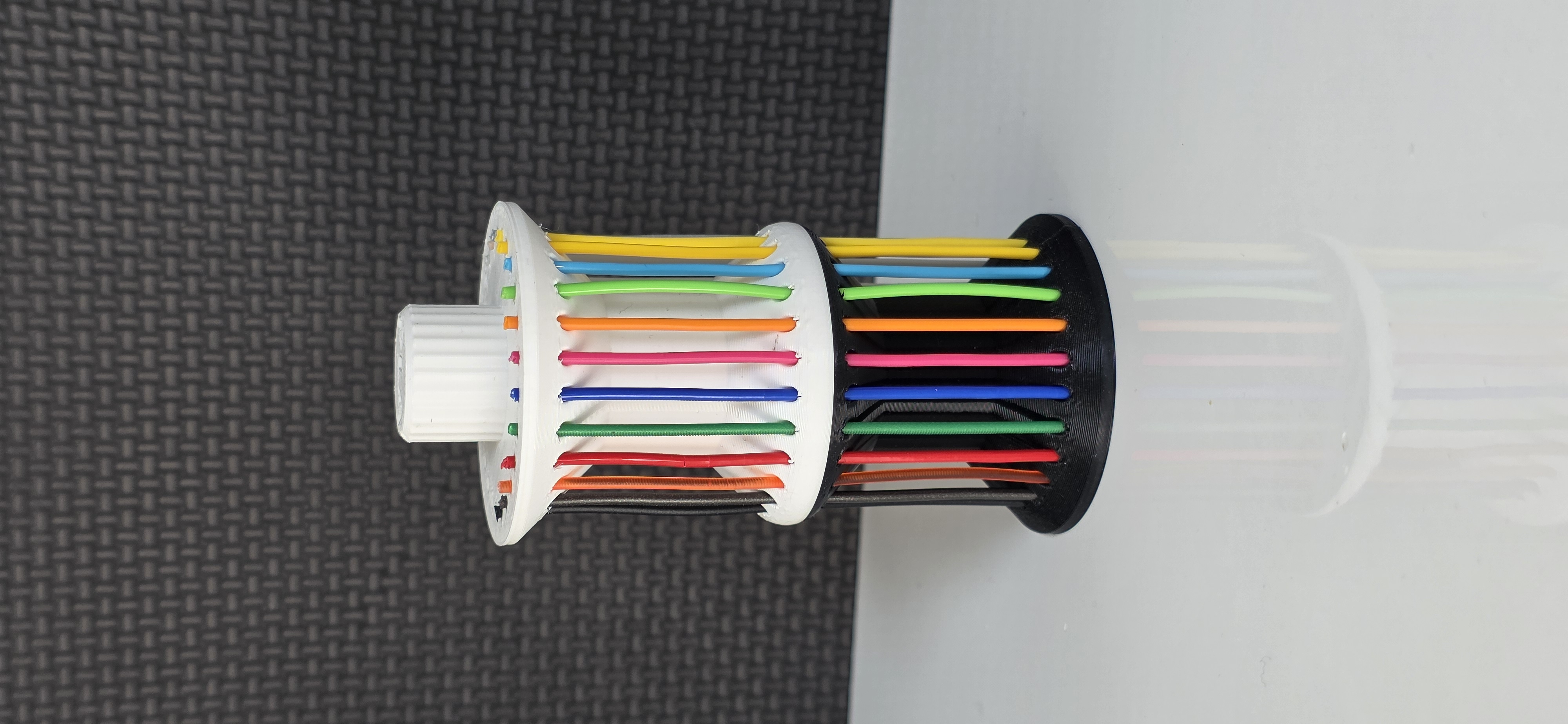 Simple filament sample display