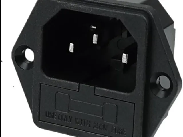 IEC DB-14-03 With Fuse Mount