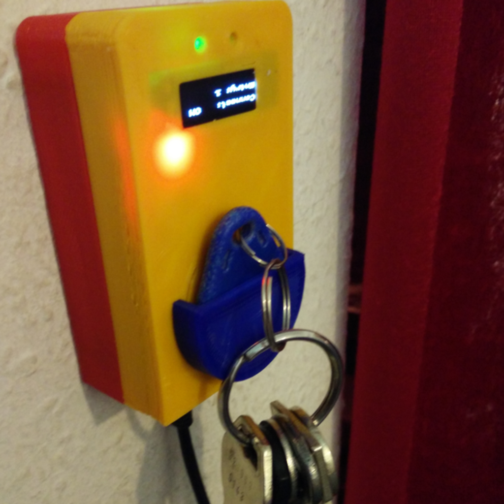 v2 RFID key holder/reader 