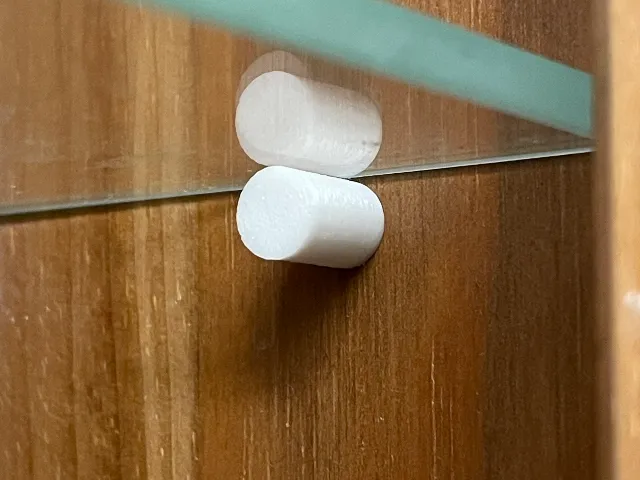 Halterungsstift für IKEA Badschrank