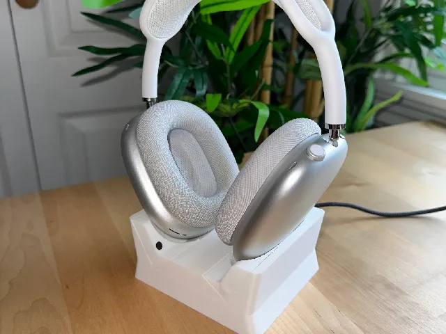 AirPods Max Charging Stand