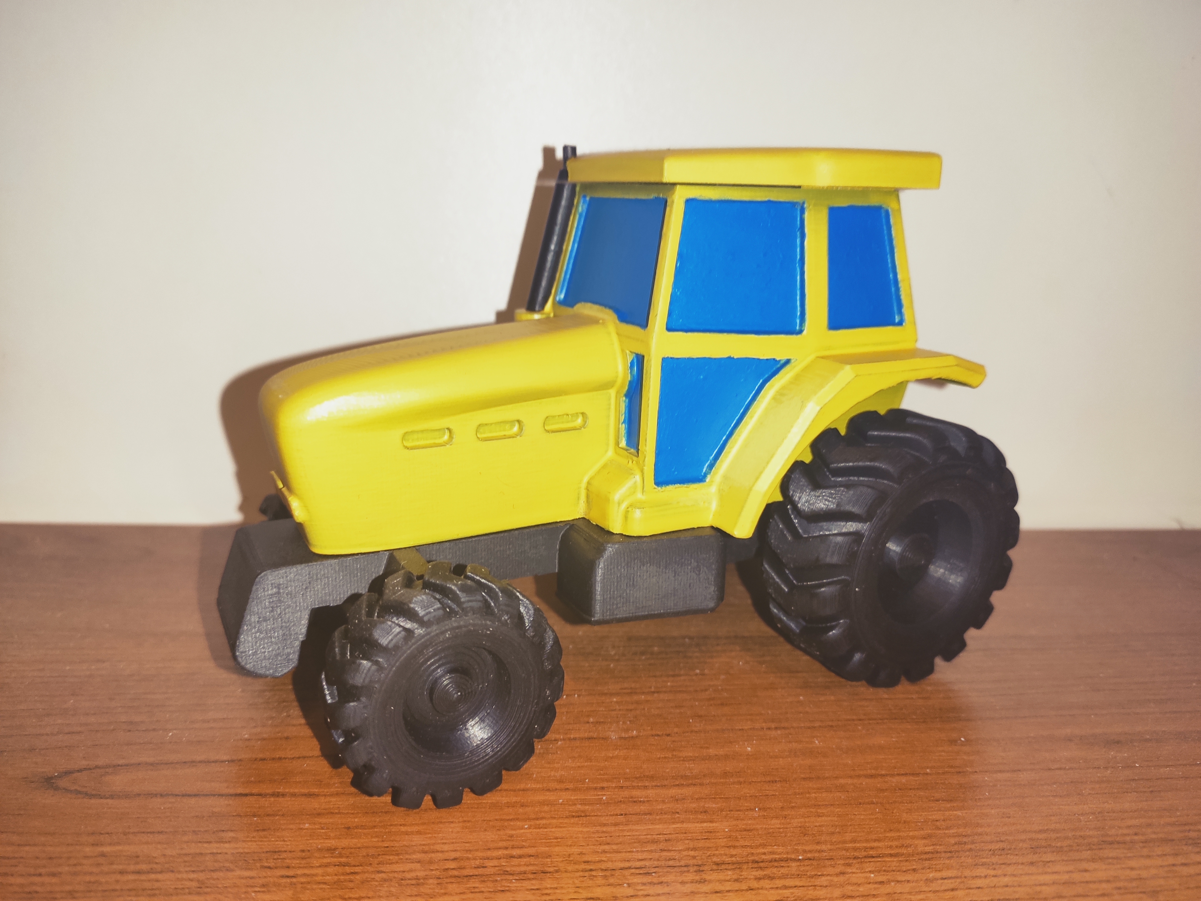 Miniatura 2 do modelo 3D Traktor - dětská hračka
