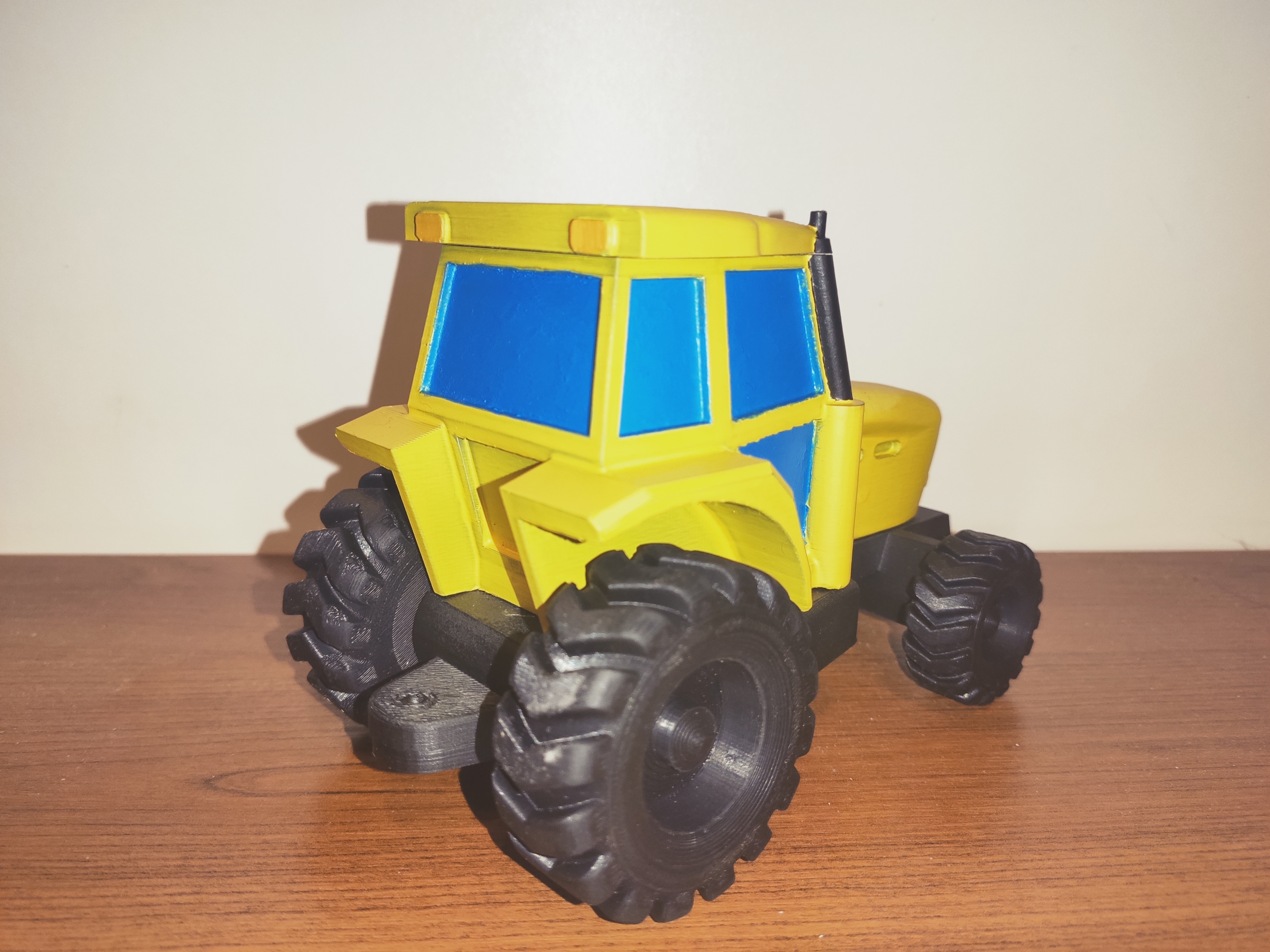 Miniatura 3 do modelo 3D Traktor - dětská hračka