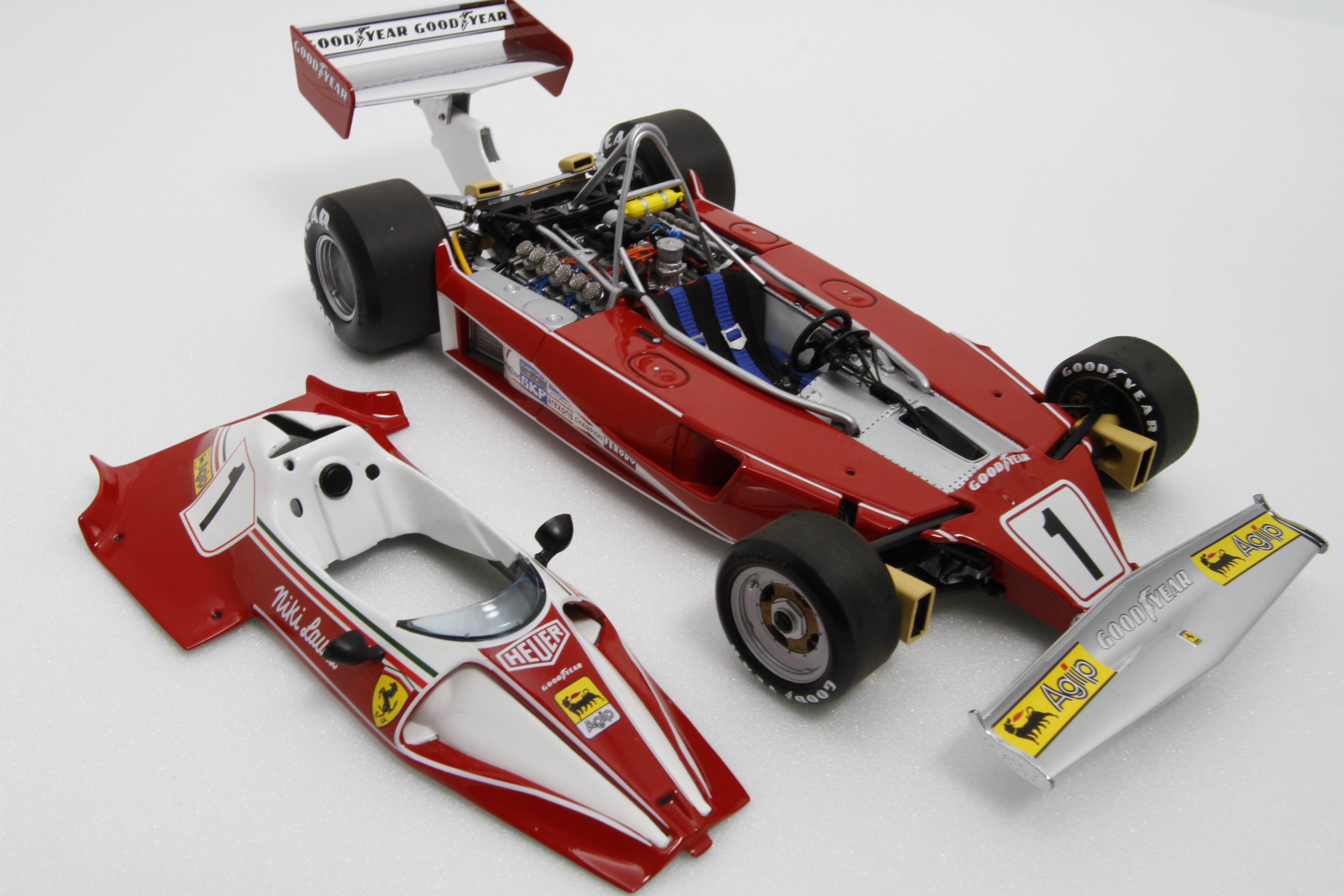 F1 Ferrari Tipo 312T2 1976 #1 Niki Lauda
