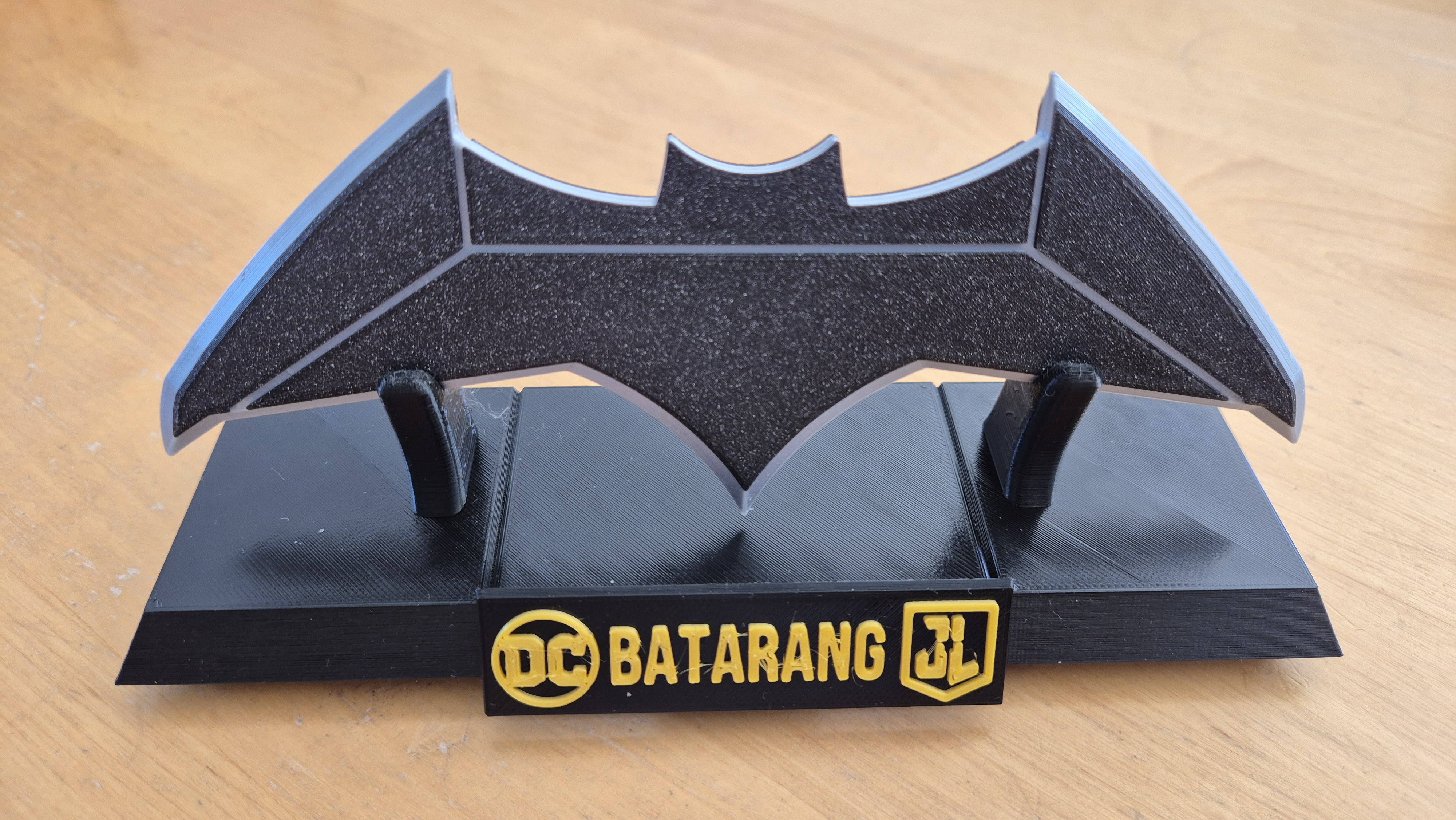 Stand for my Justice-League Batarang