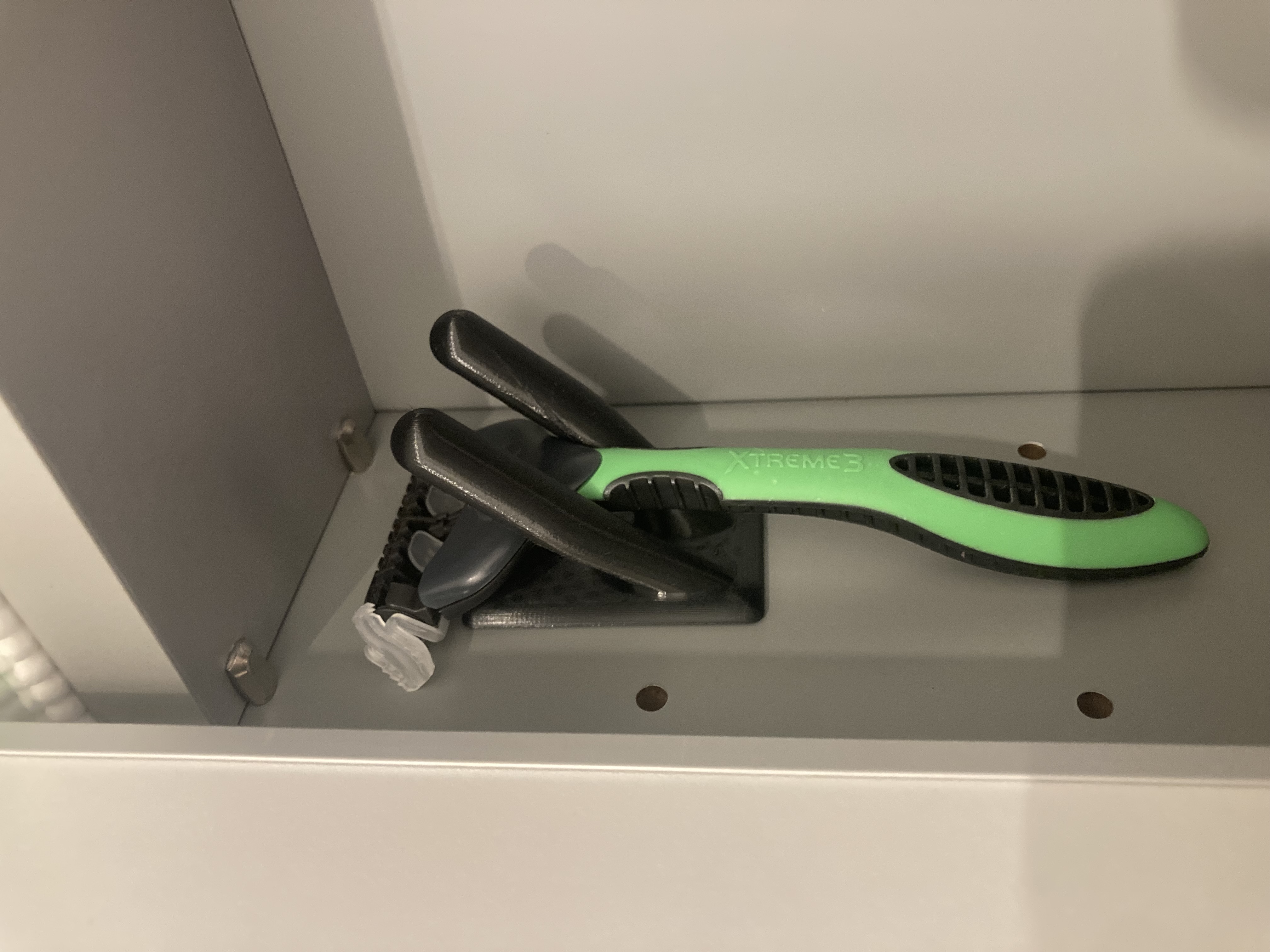 Razor Holder