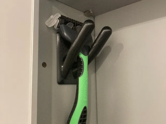 Razor Holder
